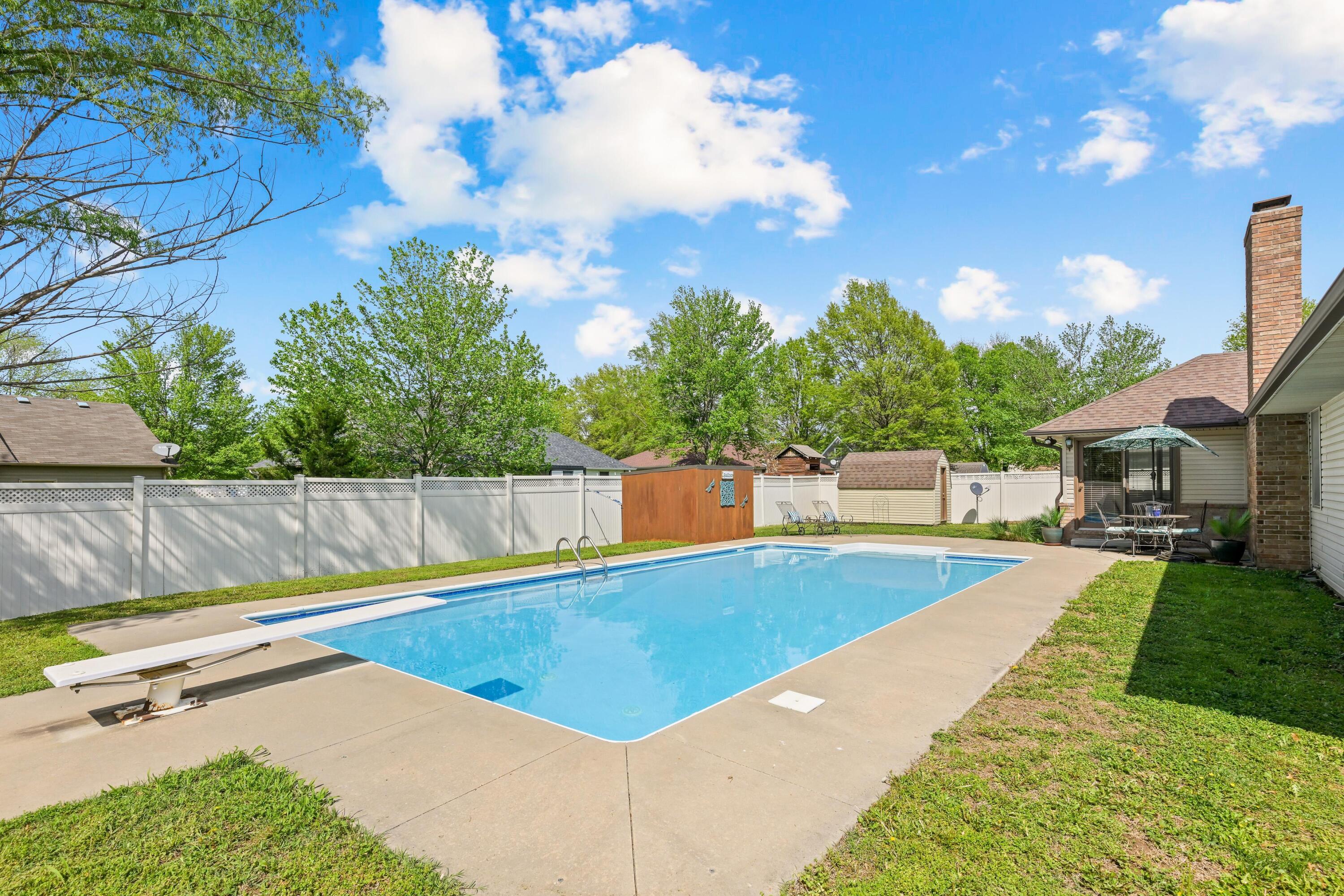 1009 Dewey Short Court Property Photo 52