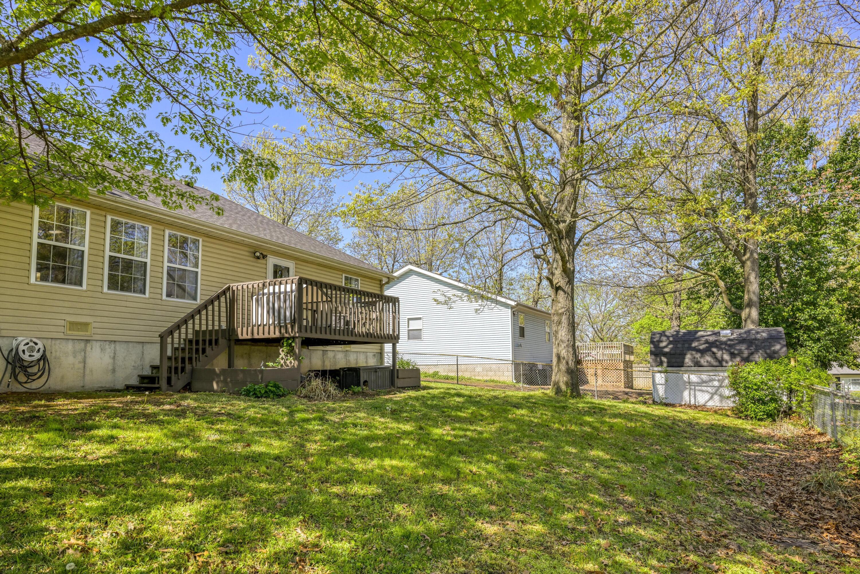 404 East Daugherty Property Photo 43