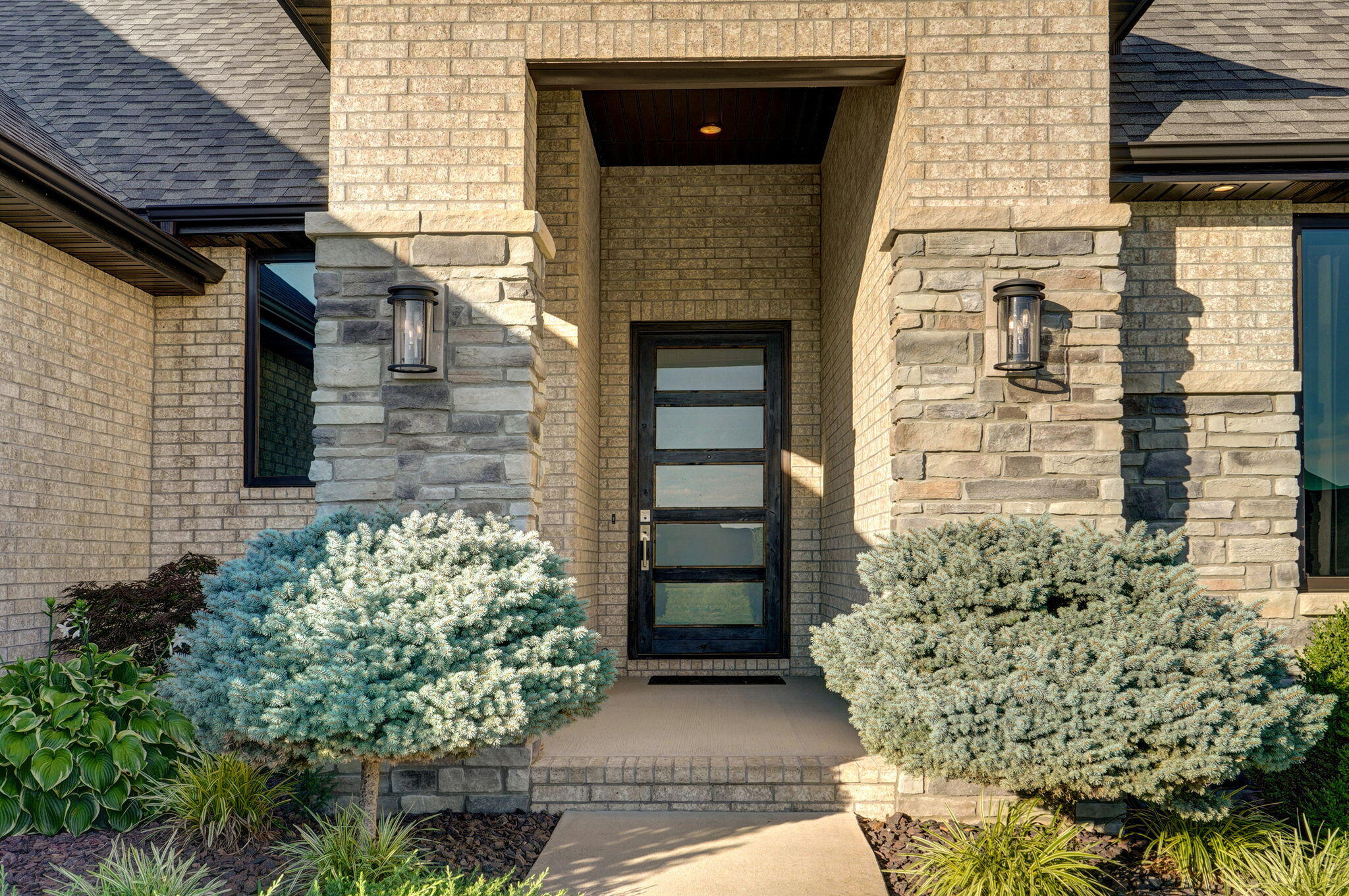 4748 Forest Trails Drive Property Photo 4