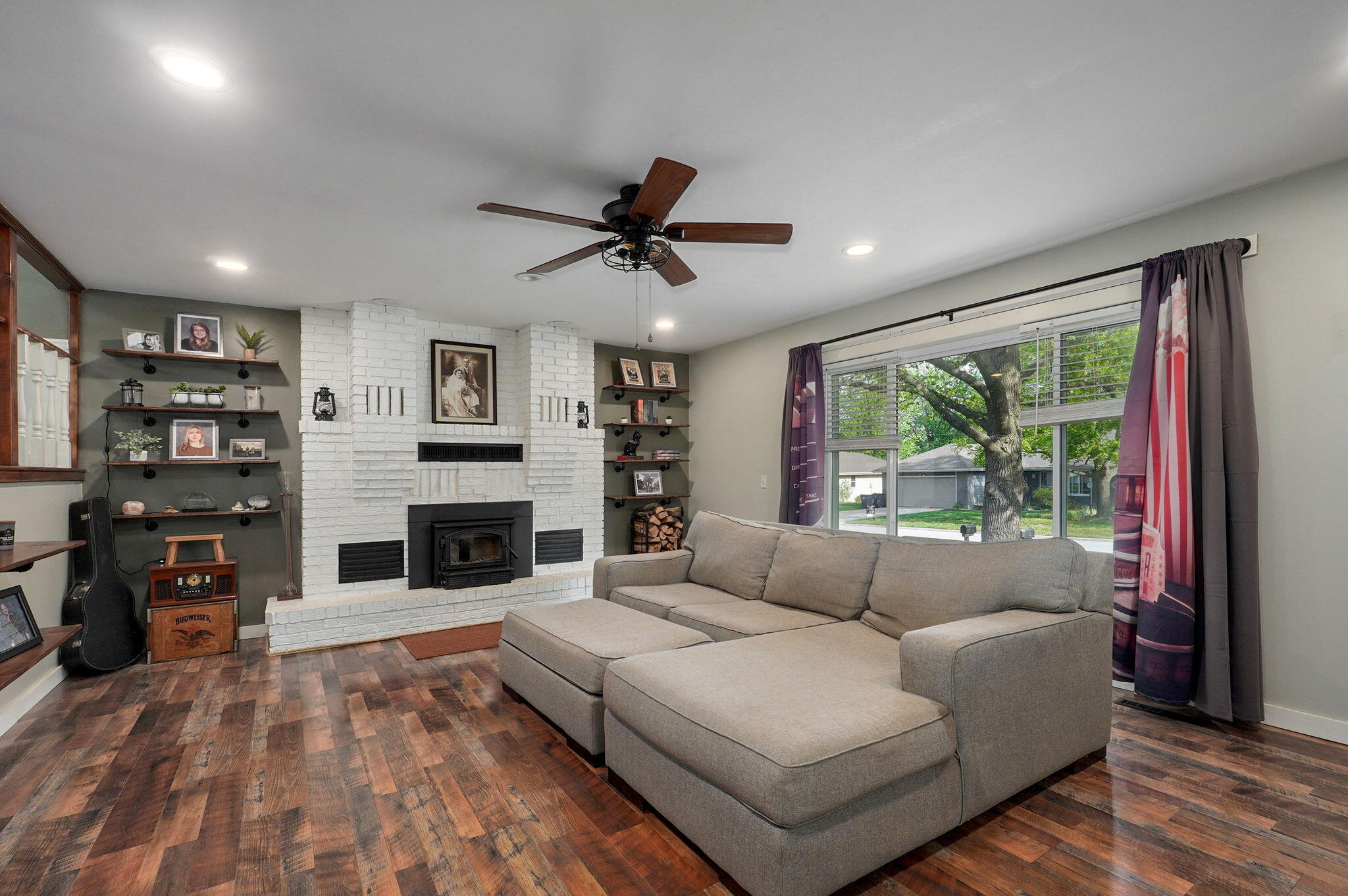 208 Raintree Street Property Photo 7