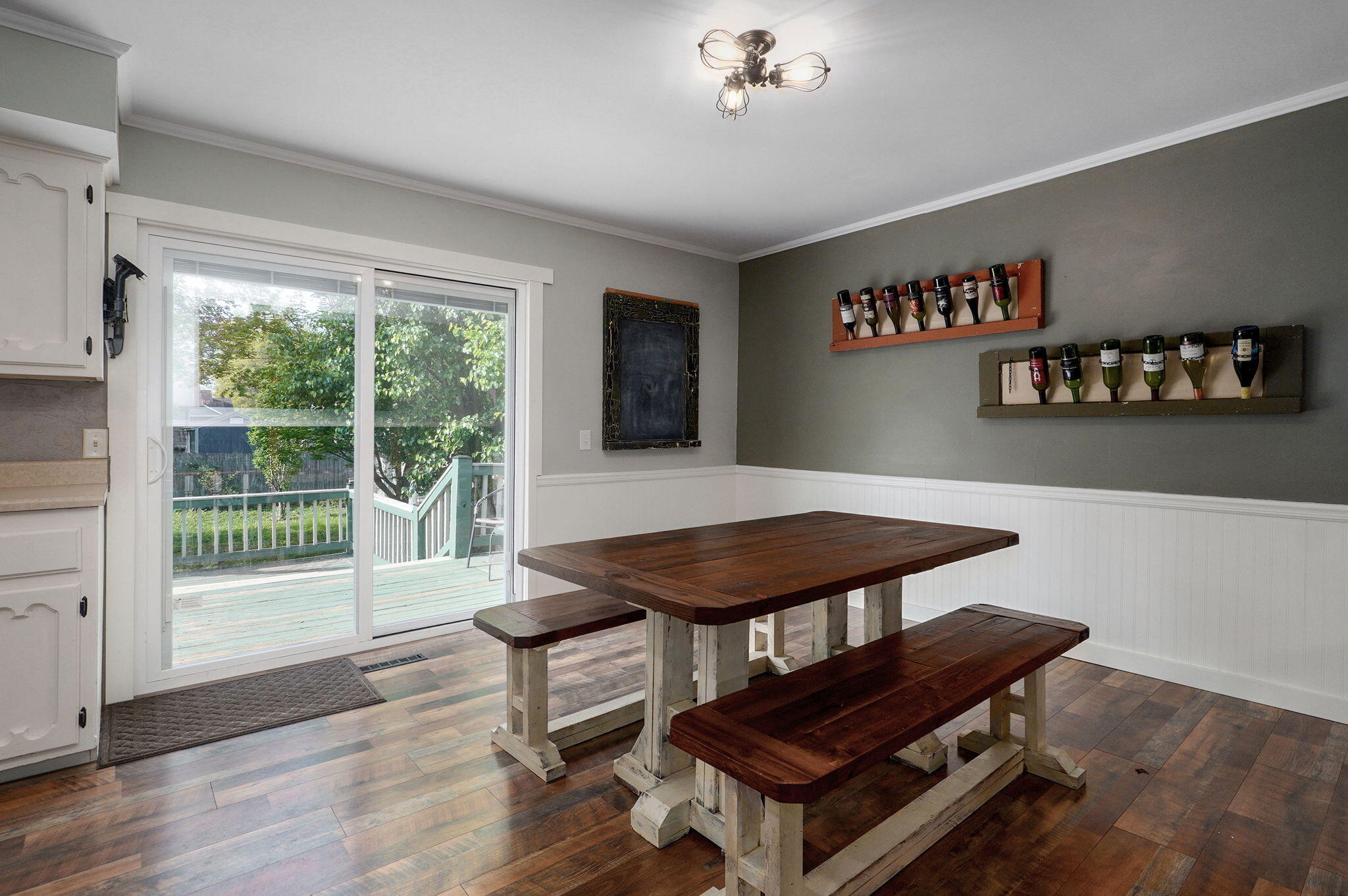 208 Raintree Street Property Photo 11