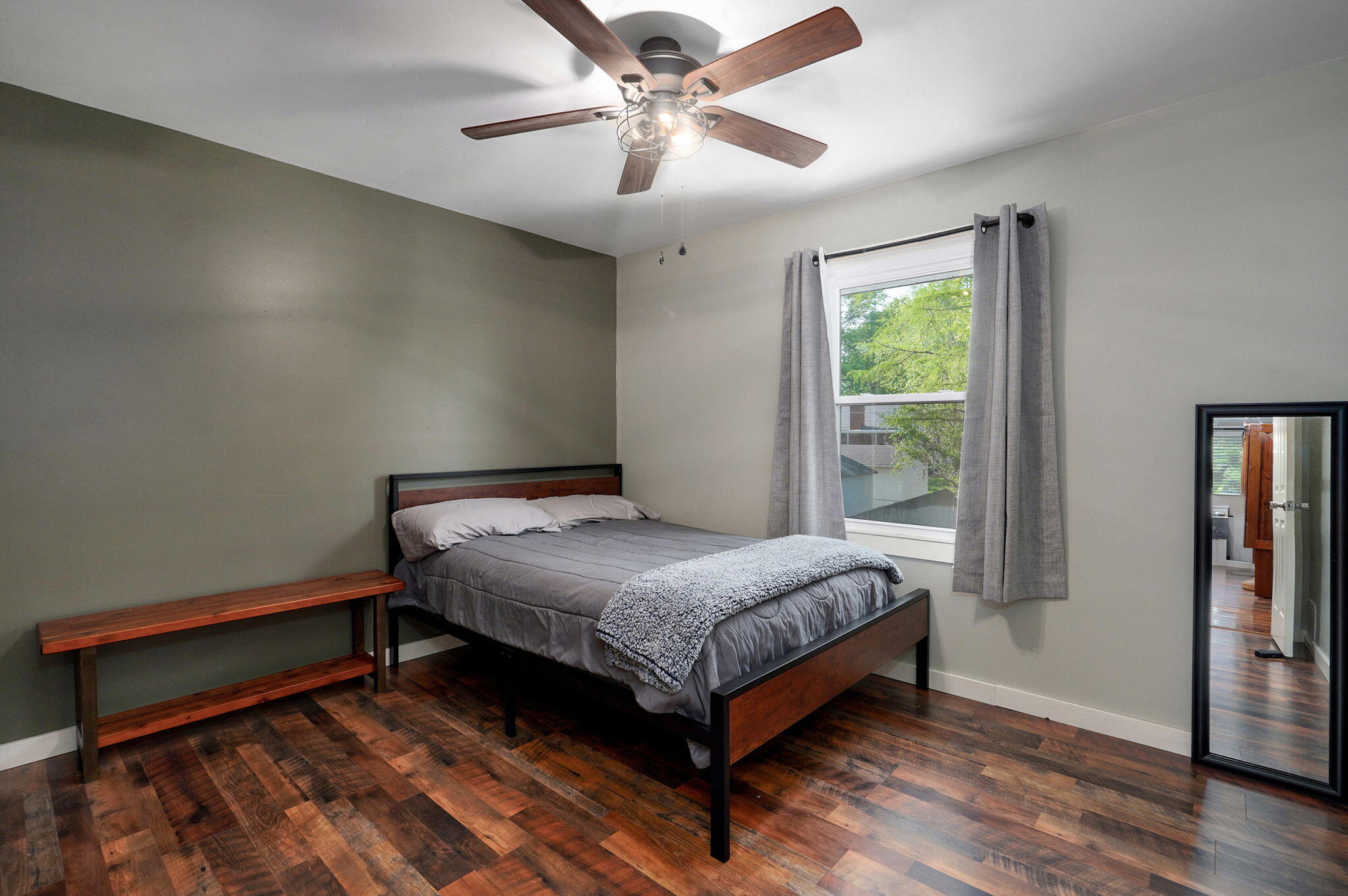 208 Raintree Street Property Photo 22
