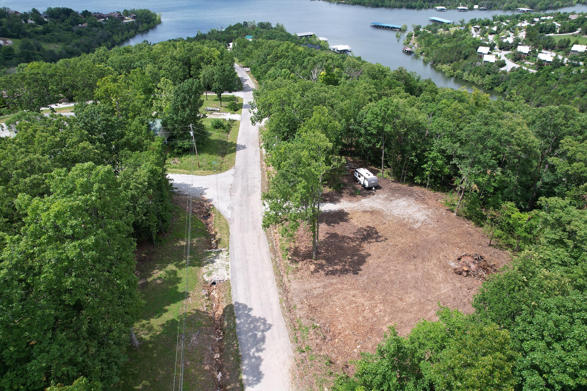 650 Lakeview Drive Property Photo 2