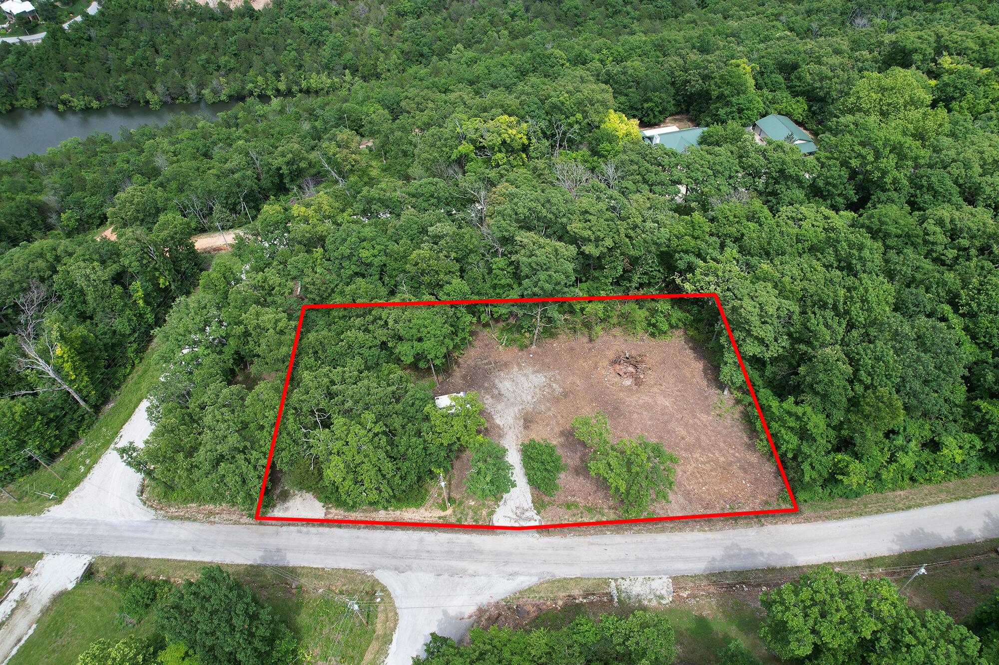 650 Lakeview Drive Property Photo 7