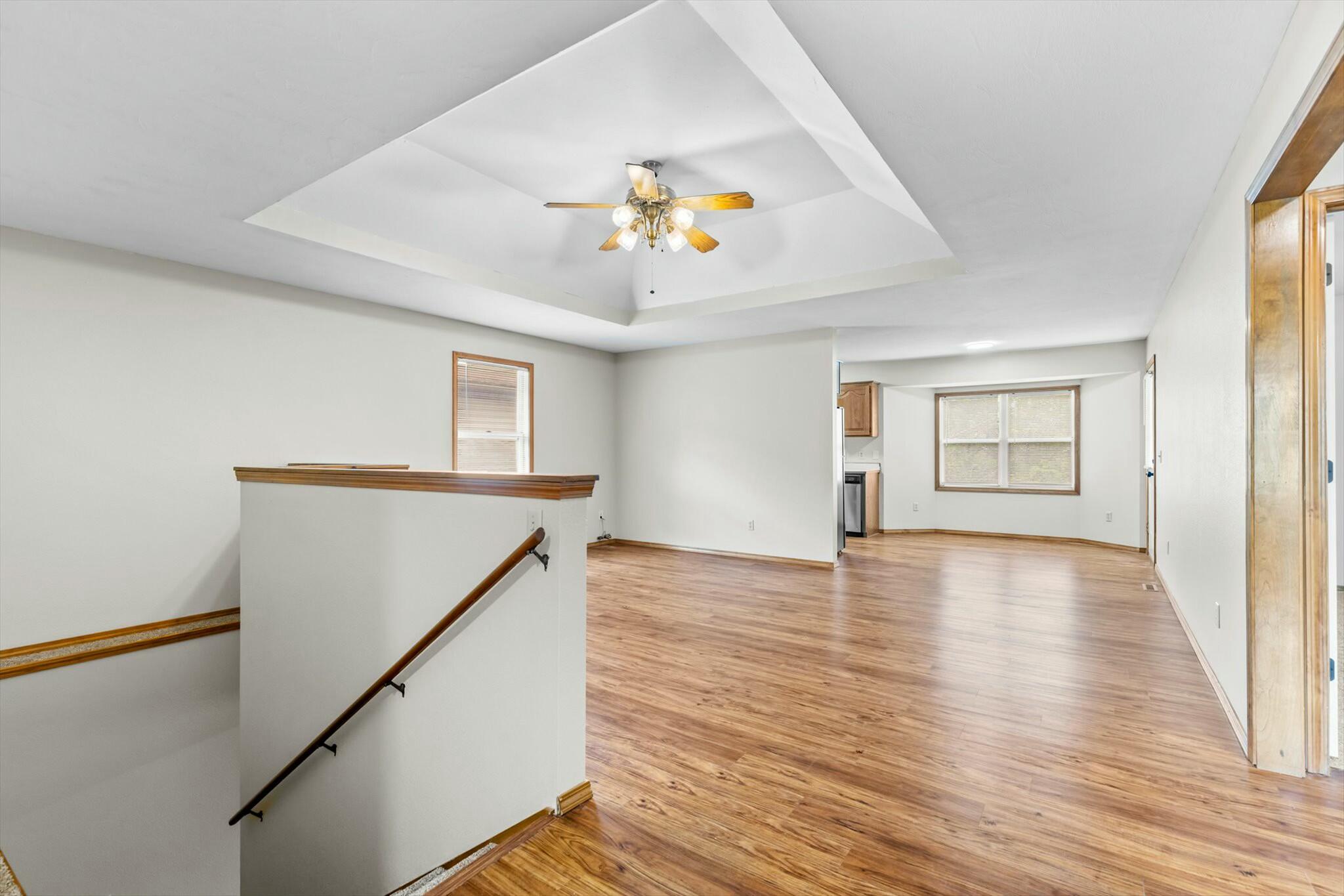 2633 North Fort Avenue Property Photo 4