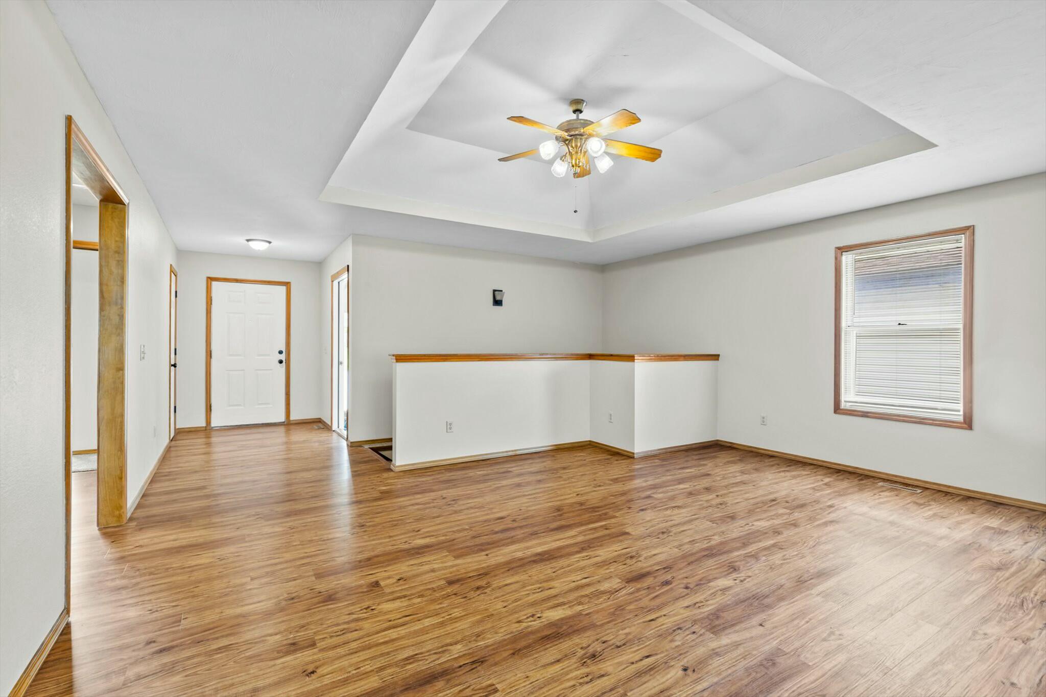 2633 North Fort Avenue Property Photo 5