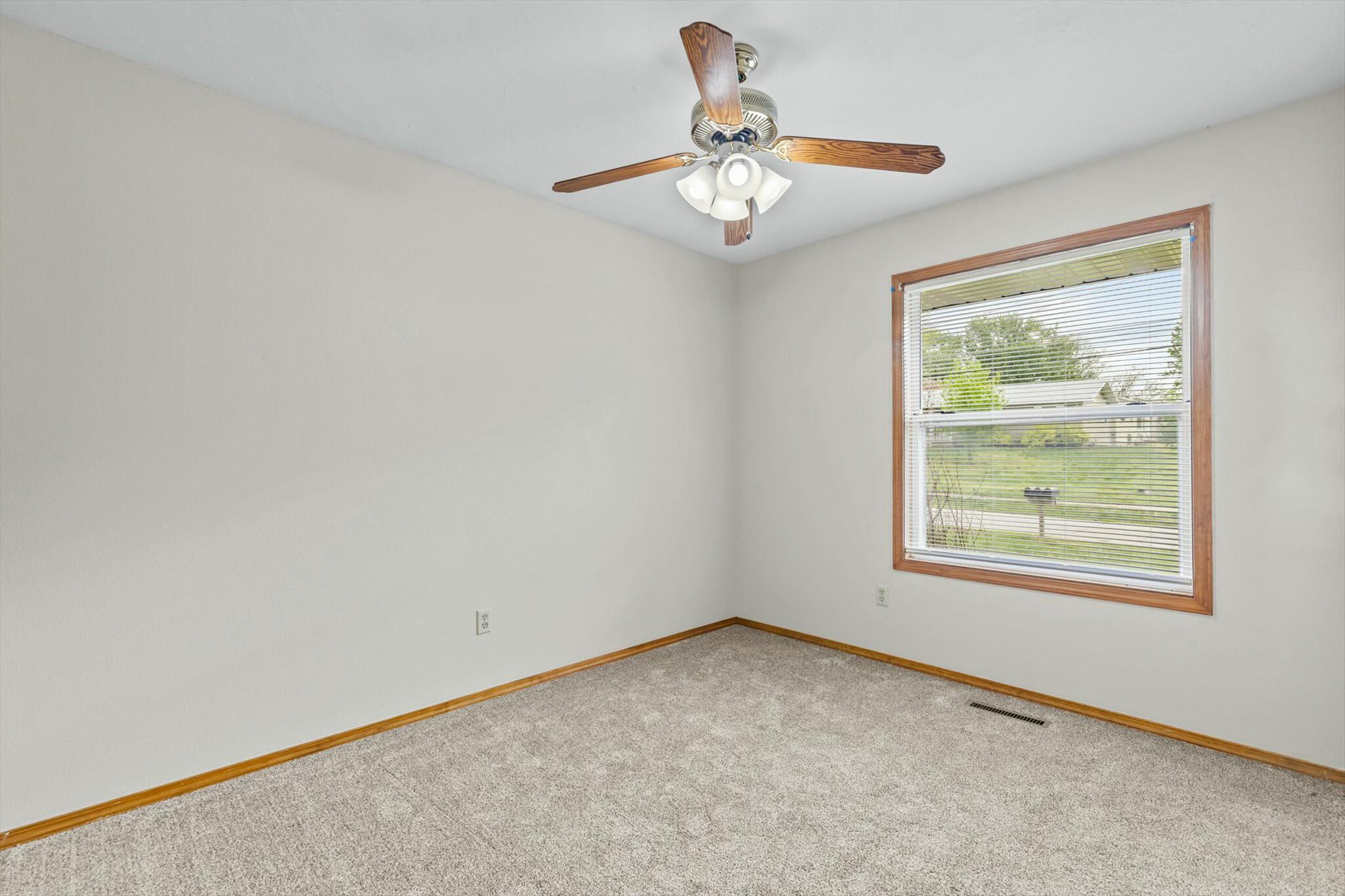 2633 North Fort Avenue Property Photo 13
