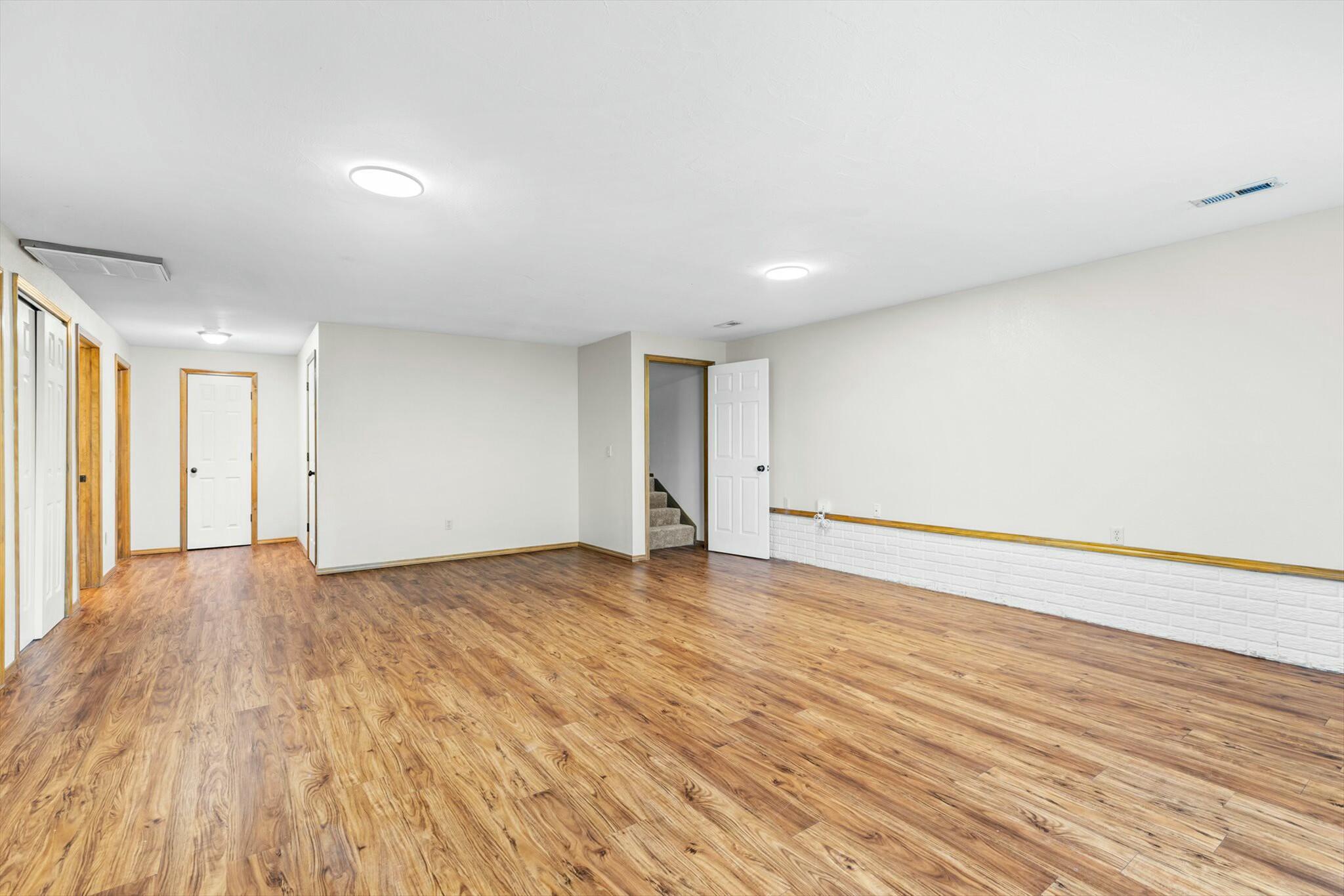 2633 North Fort Avenue Property Photo 15