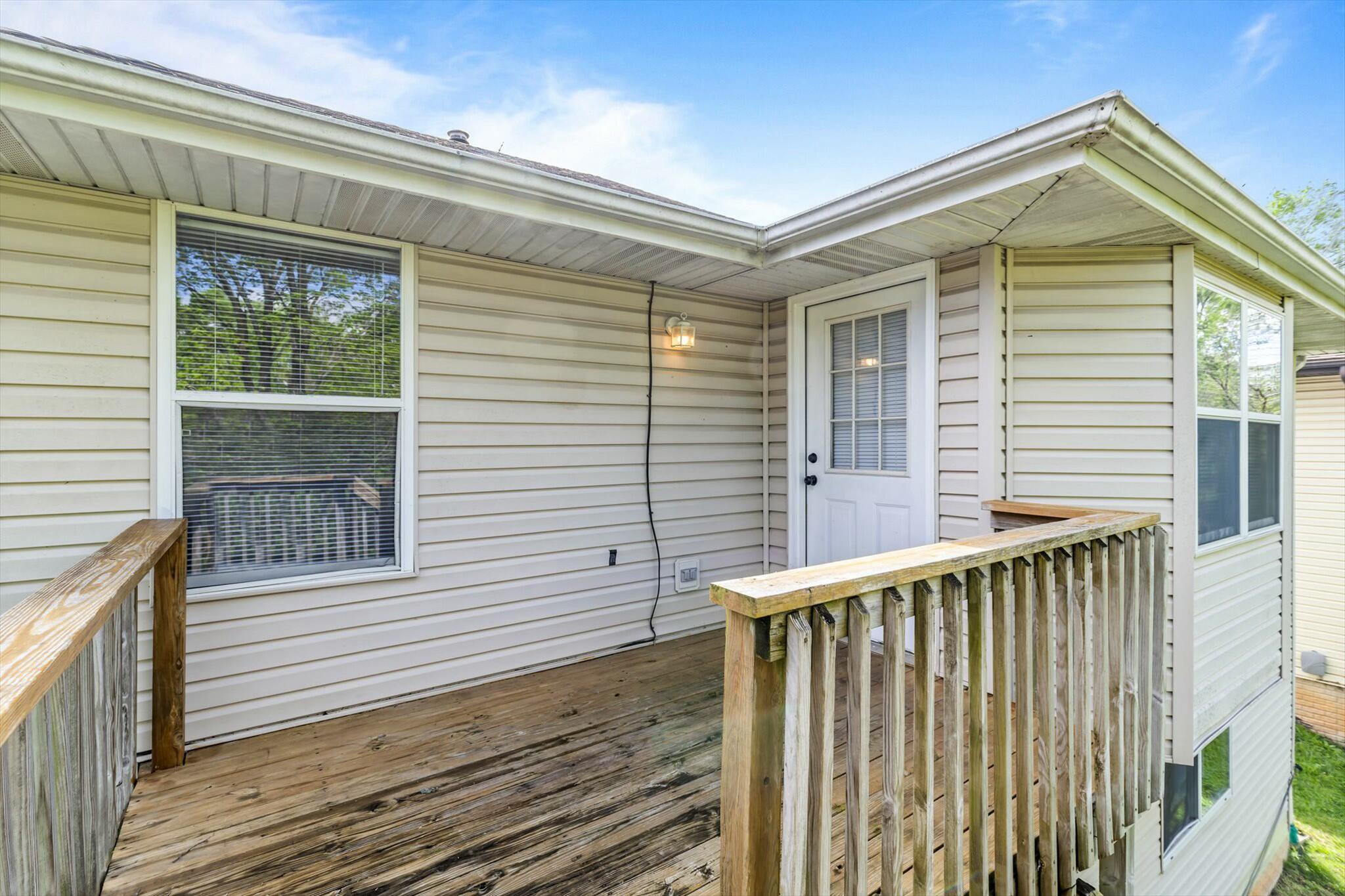 2633 North Fort Avenue Property Photo 21