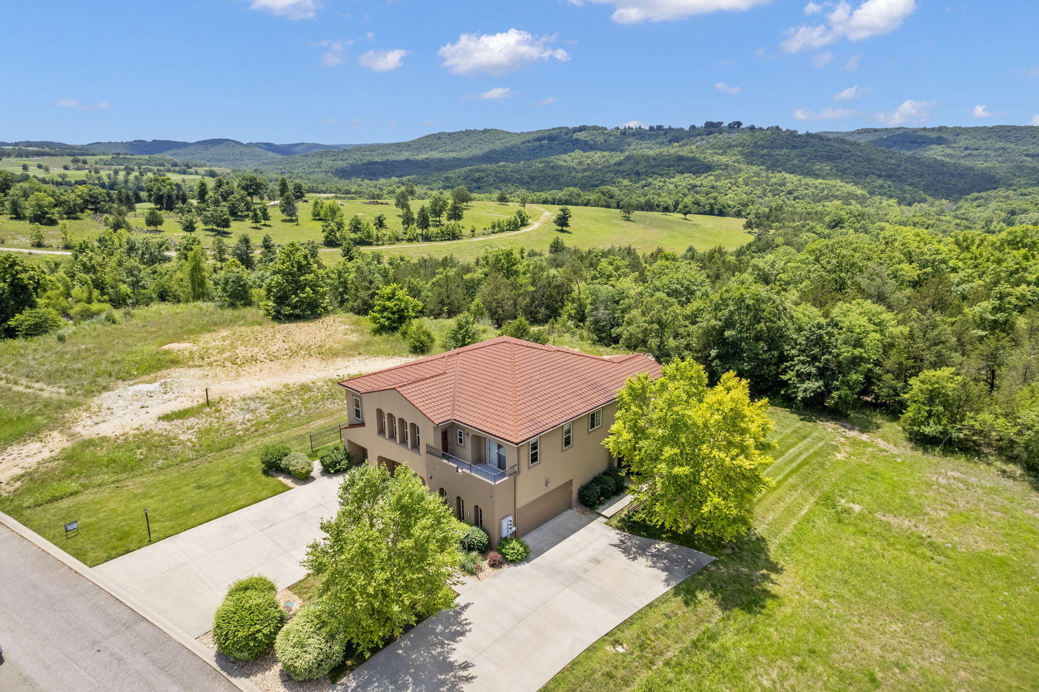 140 South Tuscany Drive Property Photo 10