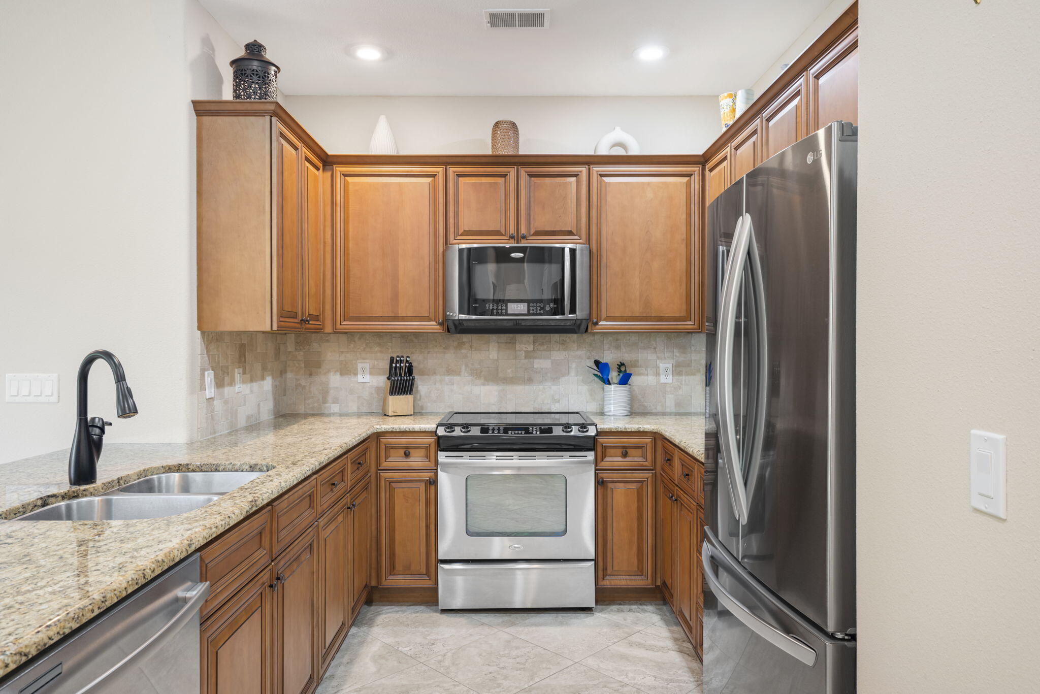 140 South Tuscany Drive Property Photo 24