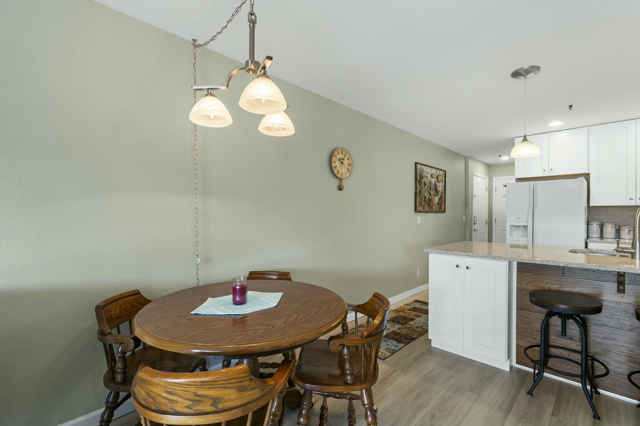 159 Cedar Glen Court Property Photo 6