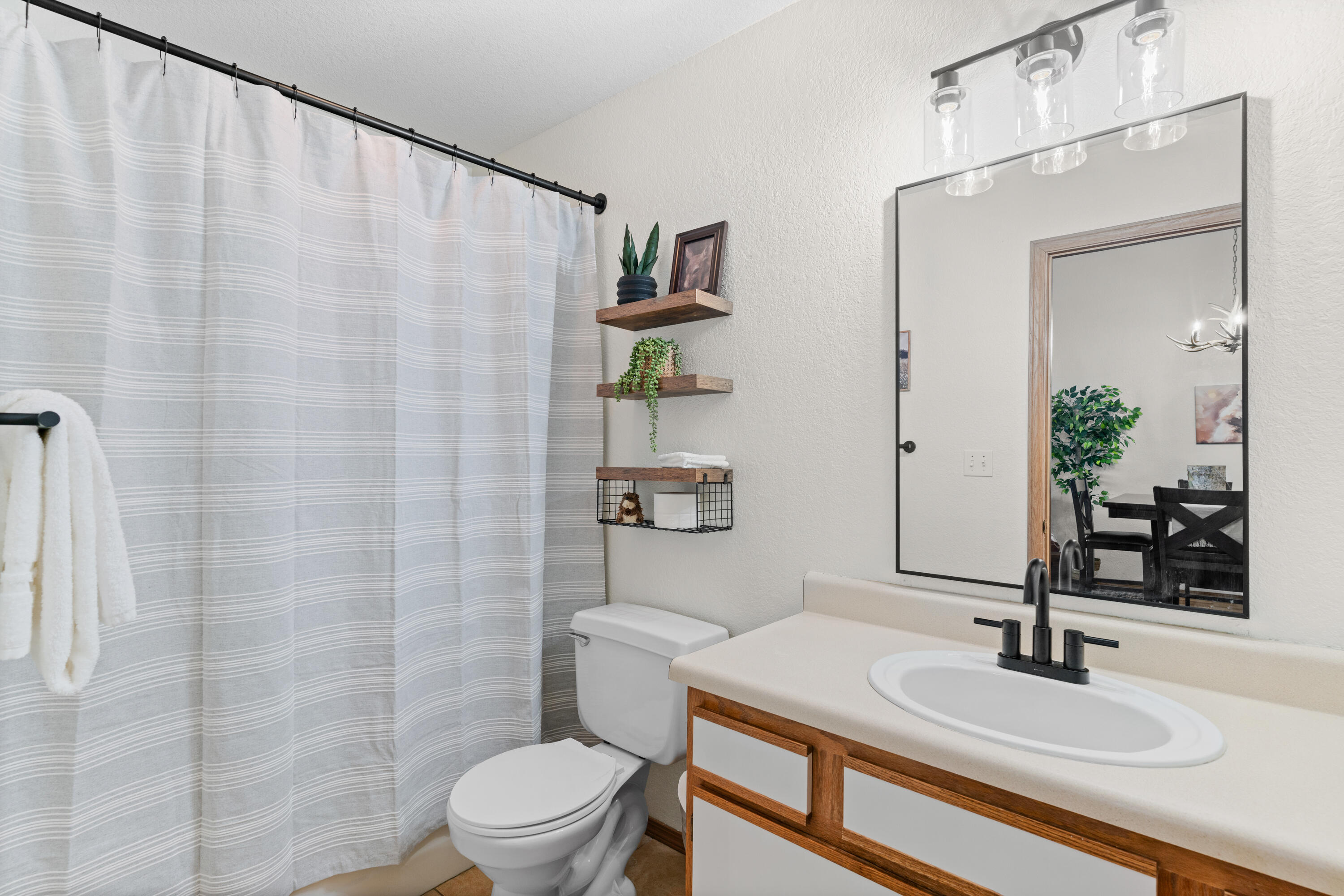 100 Getaway Circle Property Photo 17