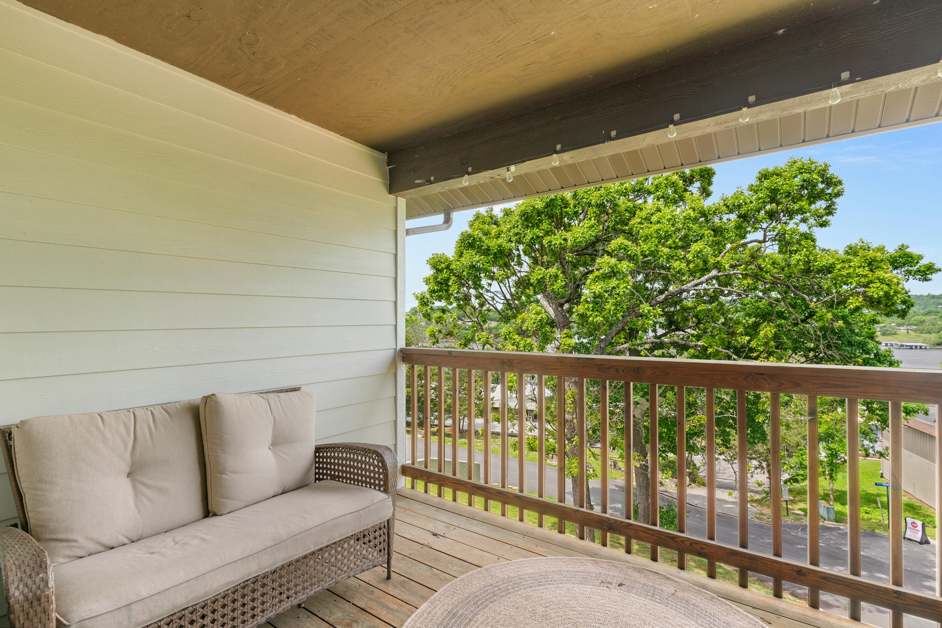 100 Getaway Circle Property Photo 26