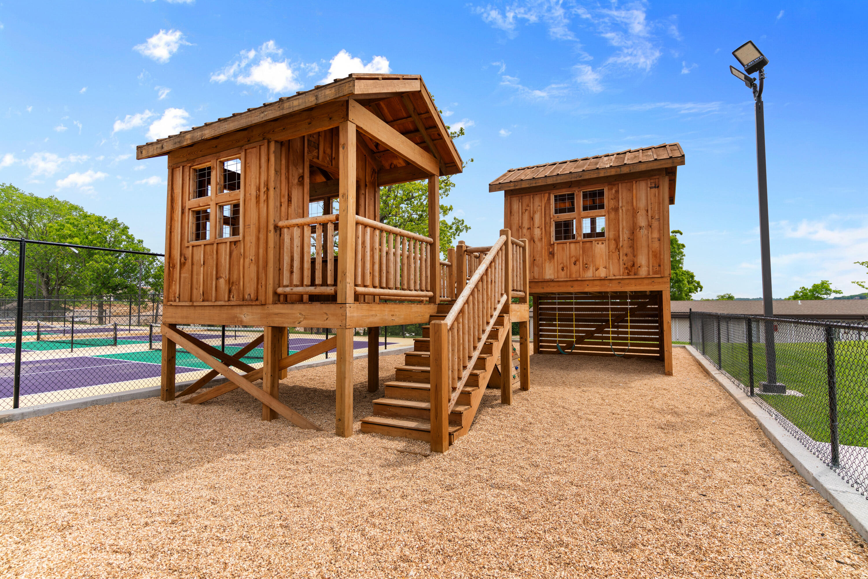 100 Getaway Circle Property Photo 37