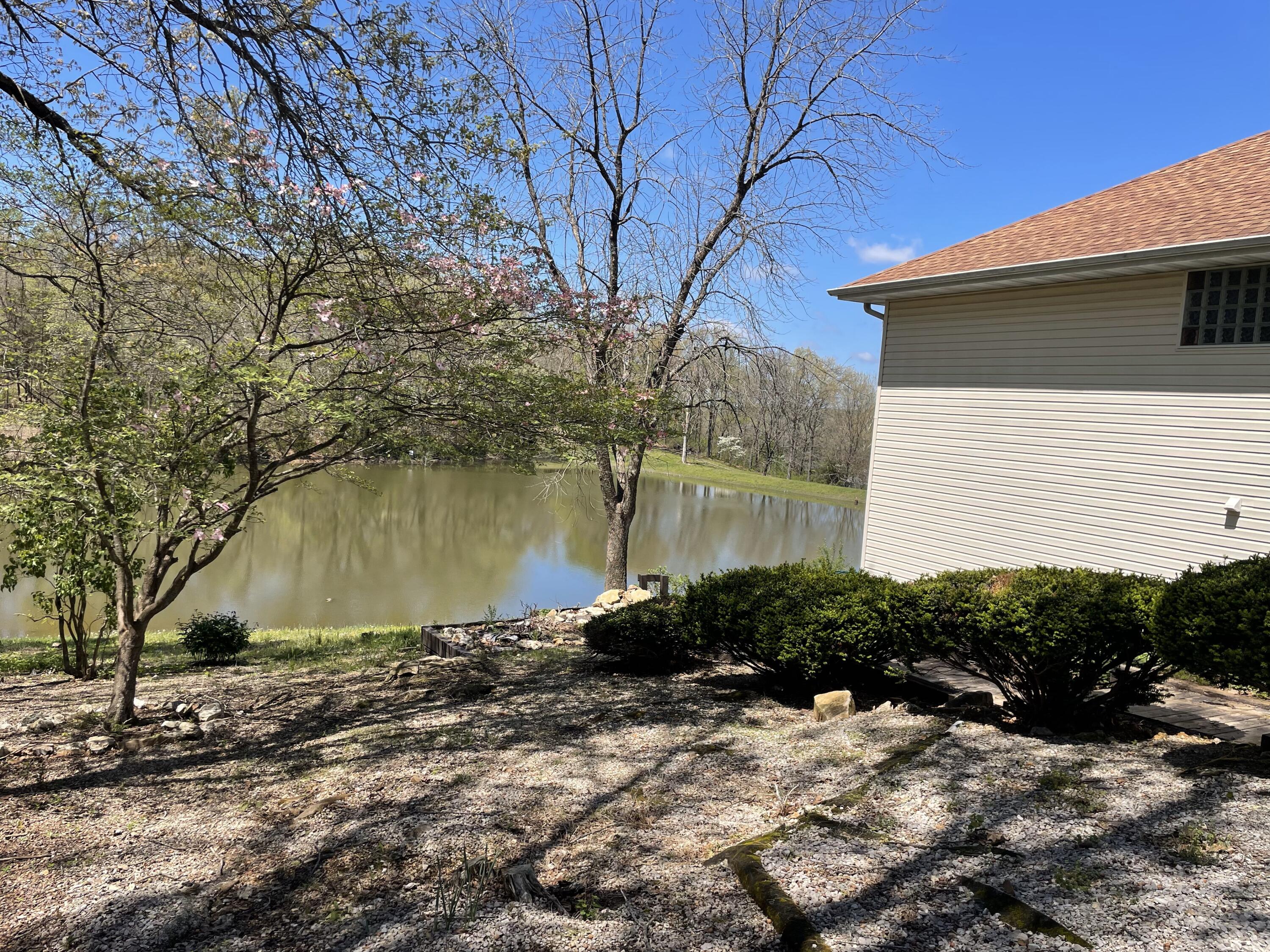 1913 Wayside Lane Property Photo 8
