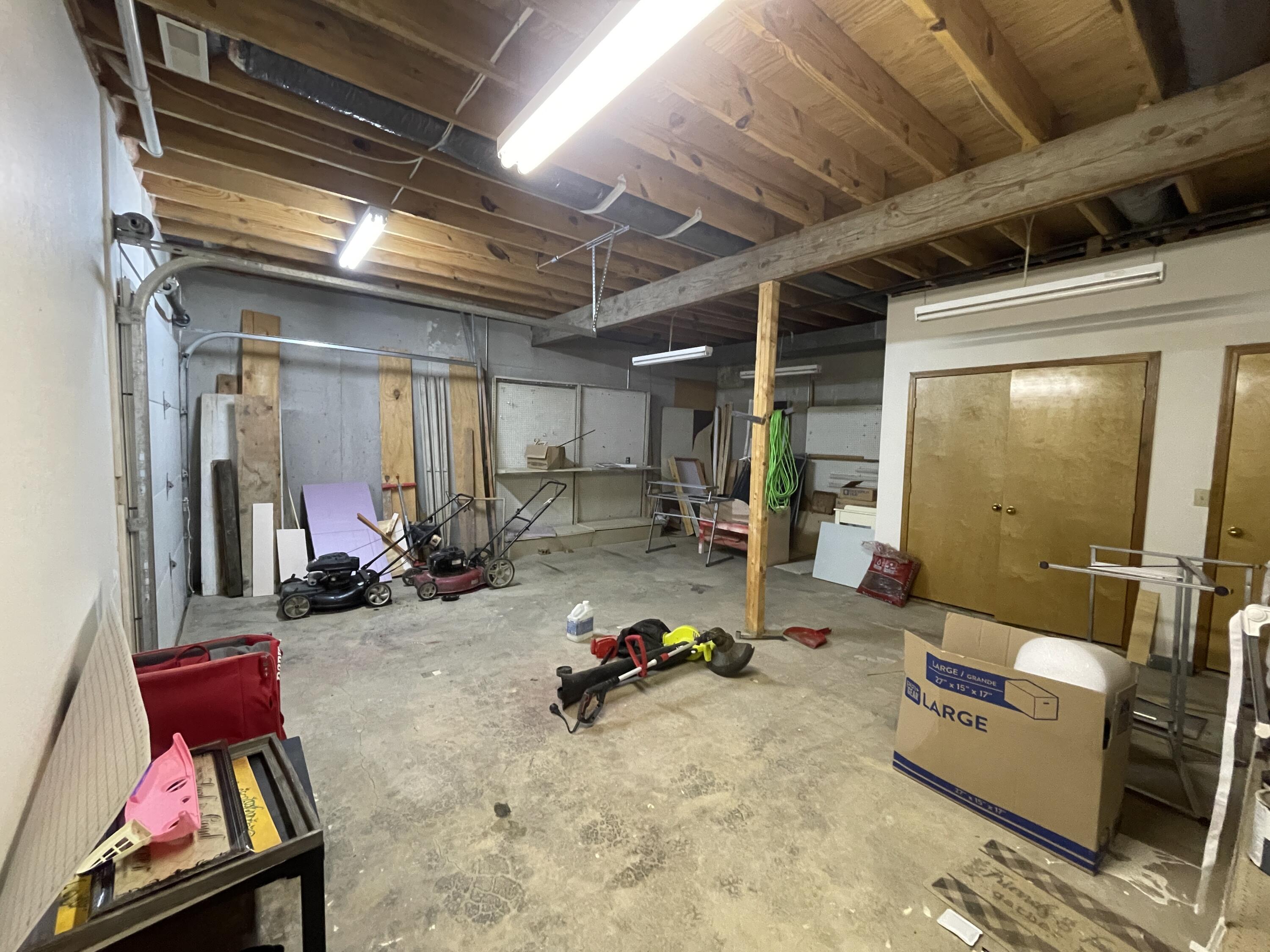 1913 Wayside Lane Property Photo 42