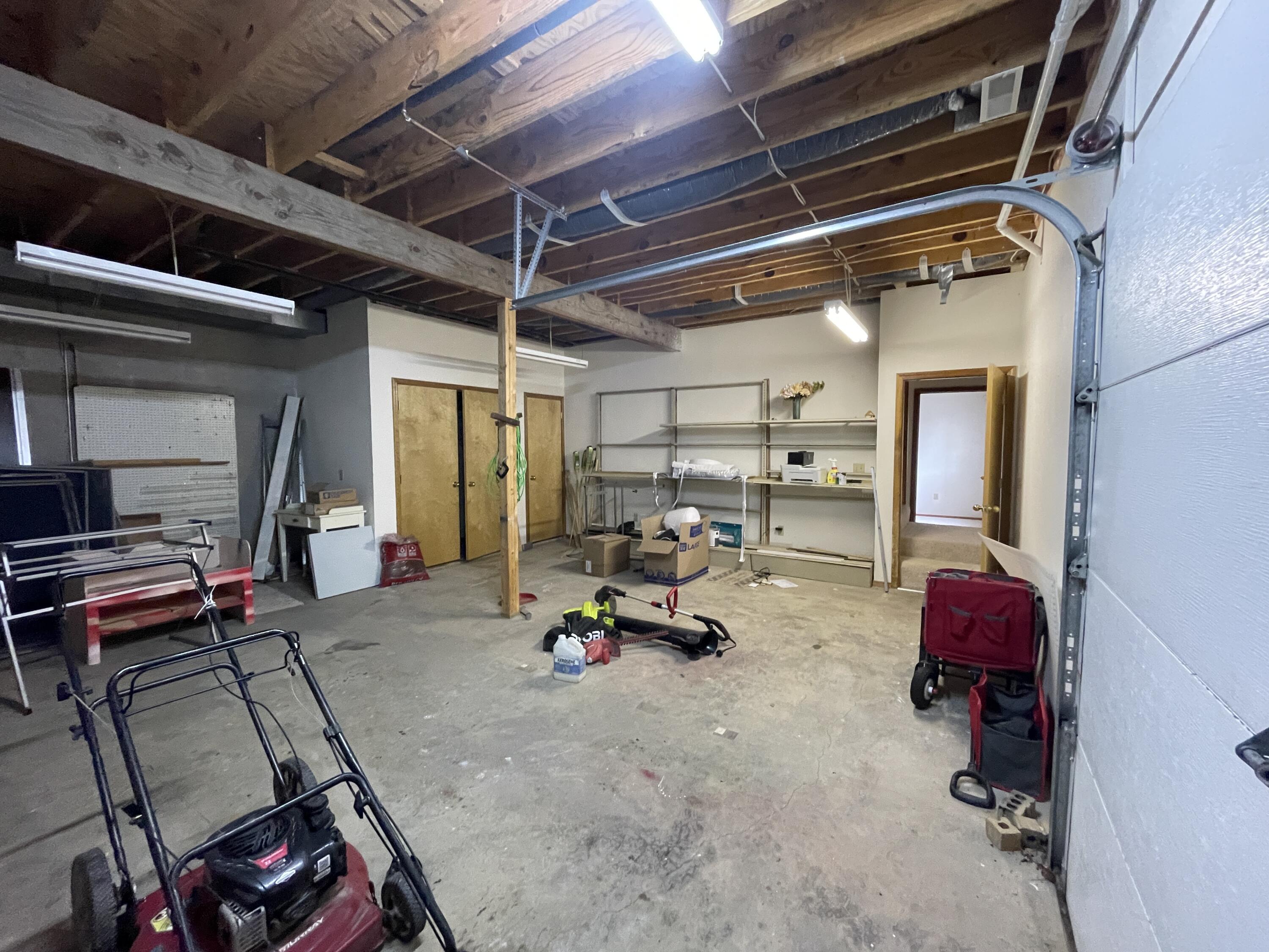1913 Wayside Lane Property Photo 43