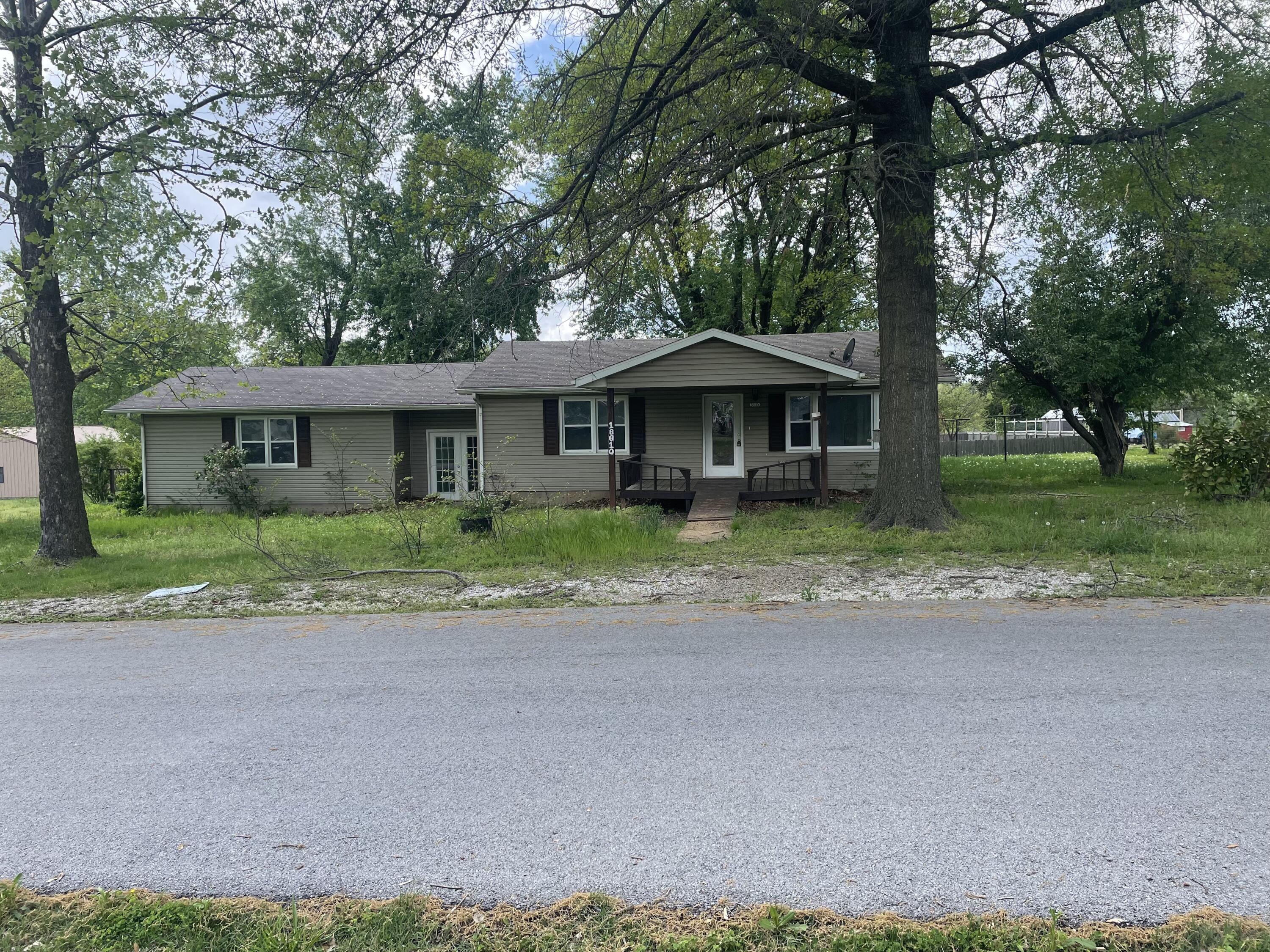 18810 Sherman St Property Photo