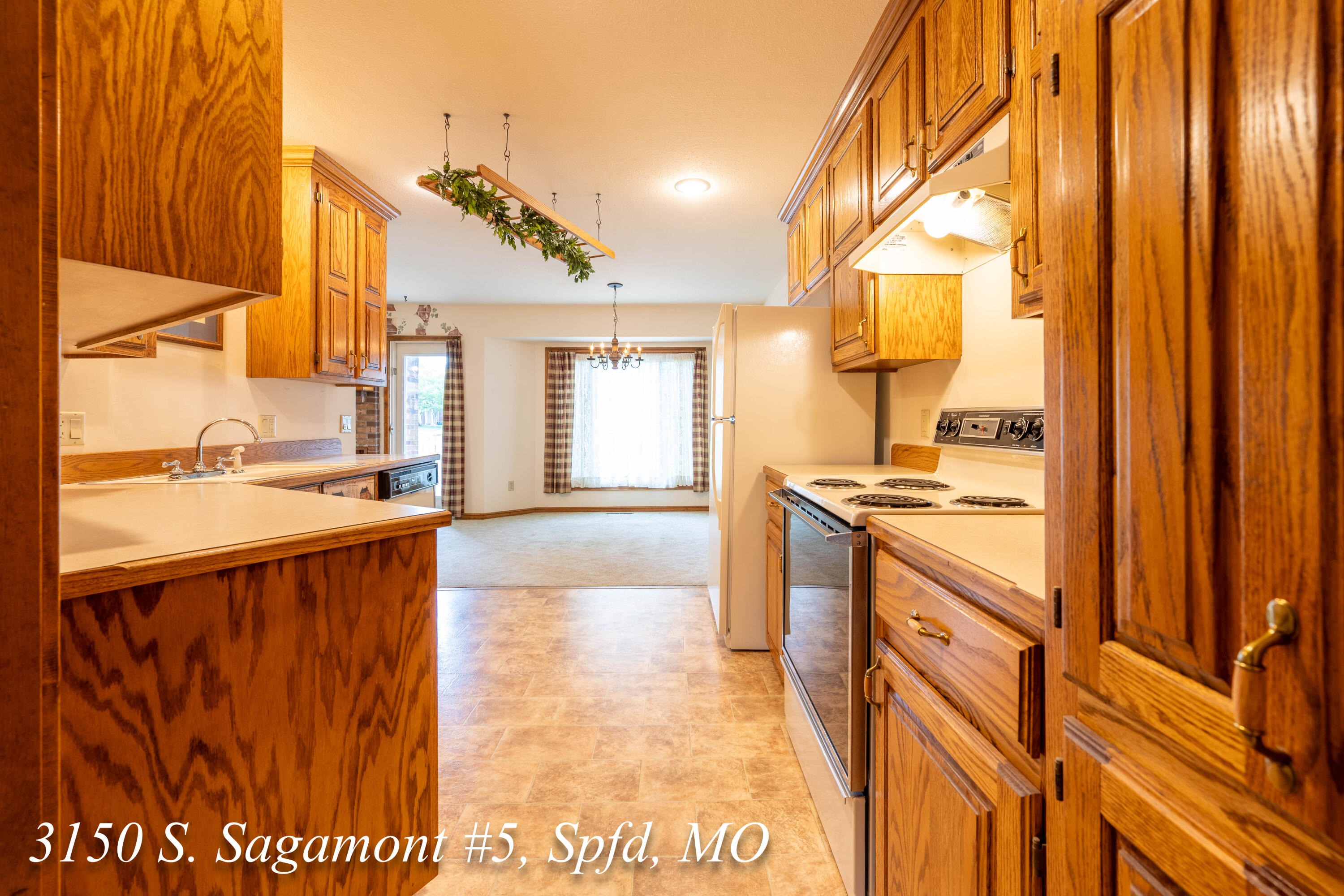 3150-5 South Sagamont Avenue Property Photo 13