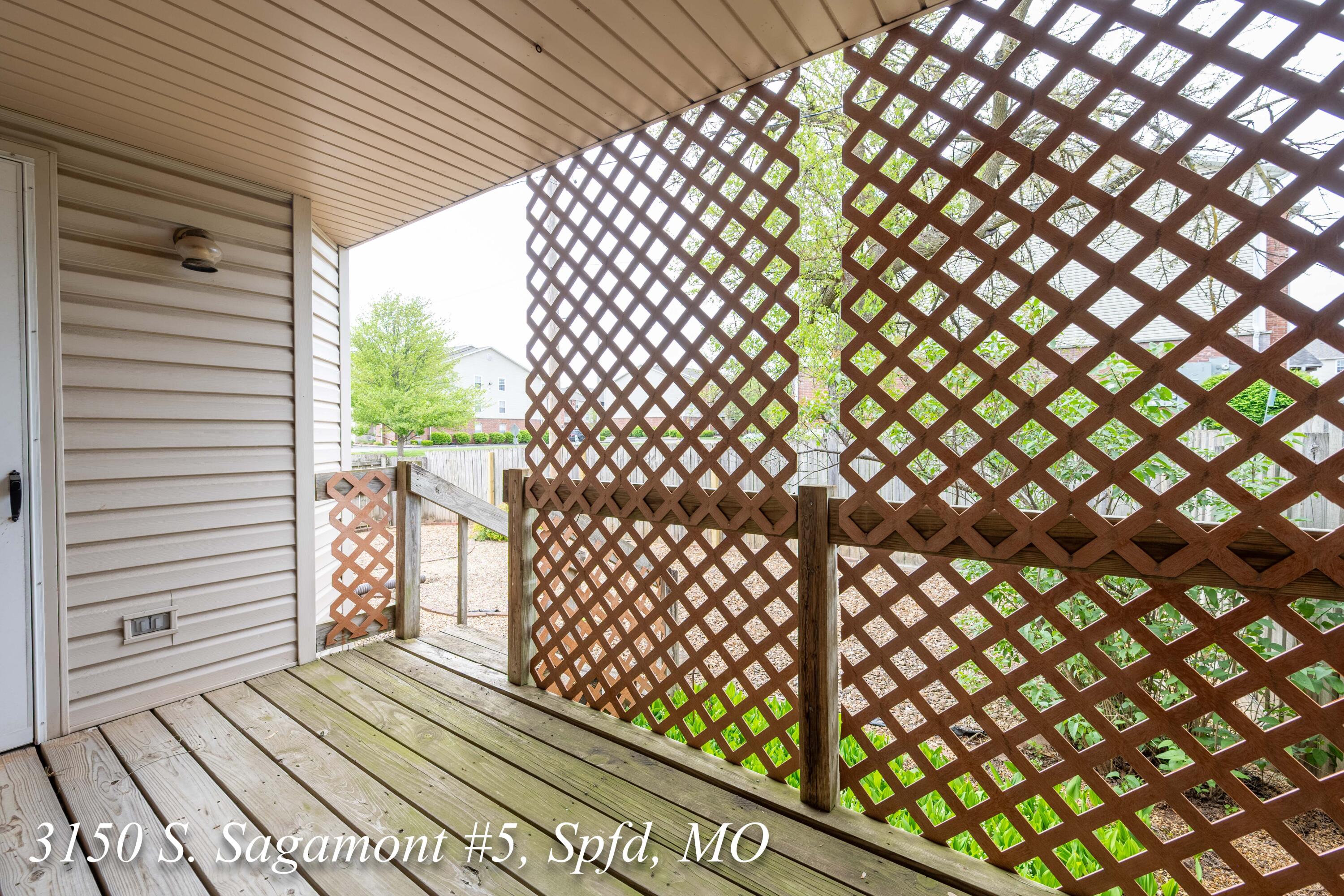 3150-5 South Sagamont Avenue Property Photo 32