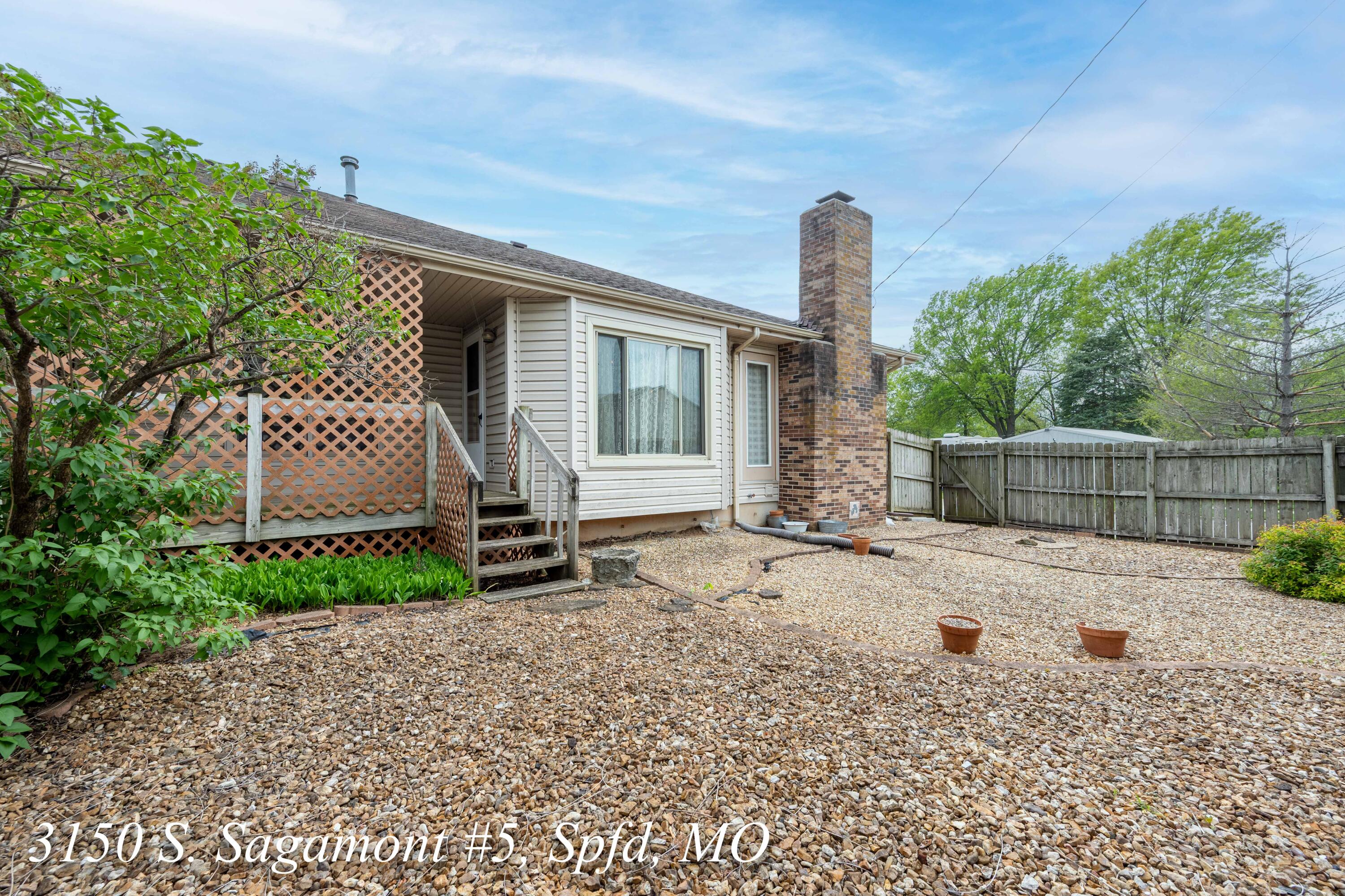 3150-5 South Sagamont Avenue Property Photo 34