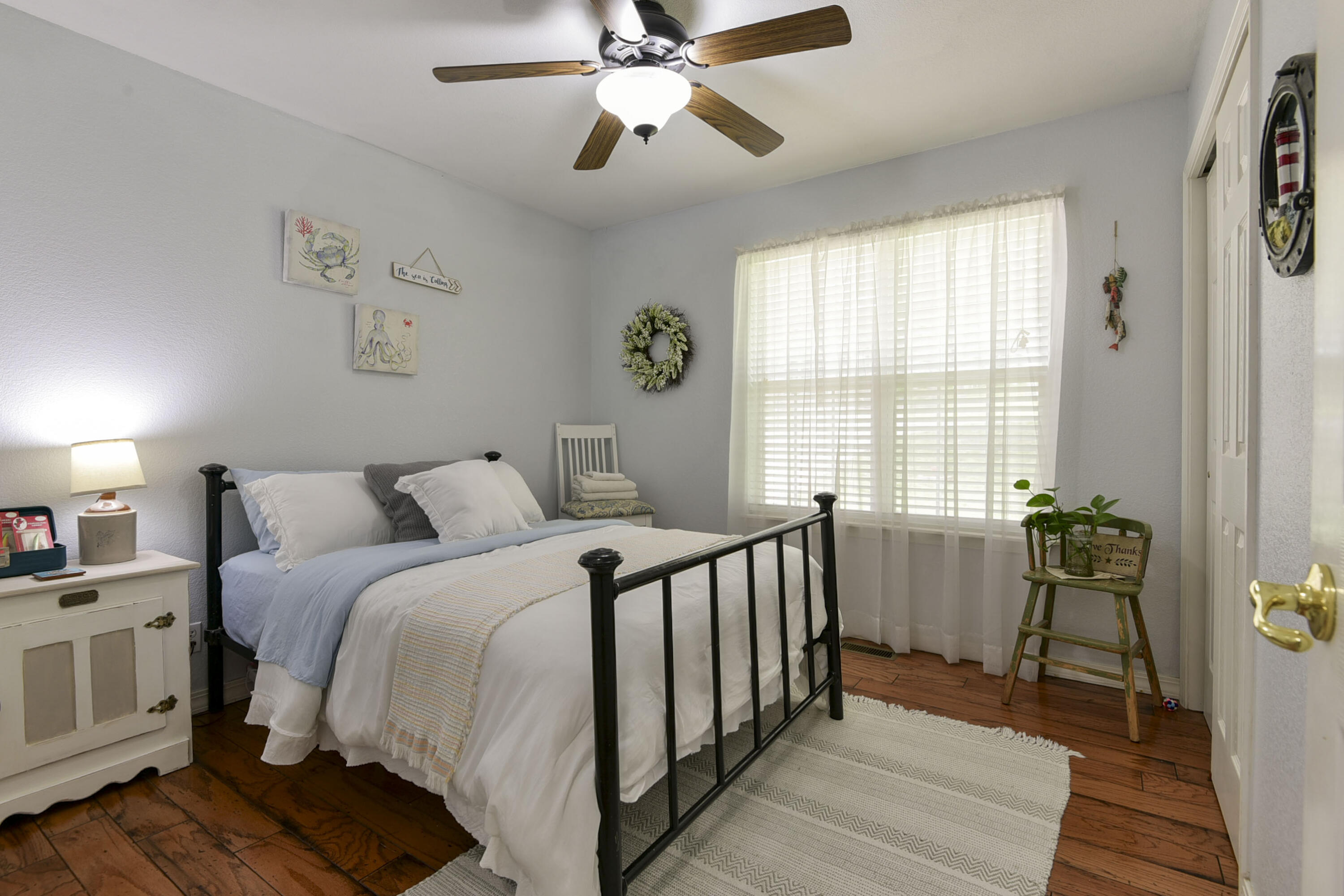 301 Oakview Drive Property Photo 14
