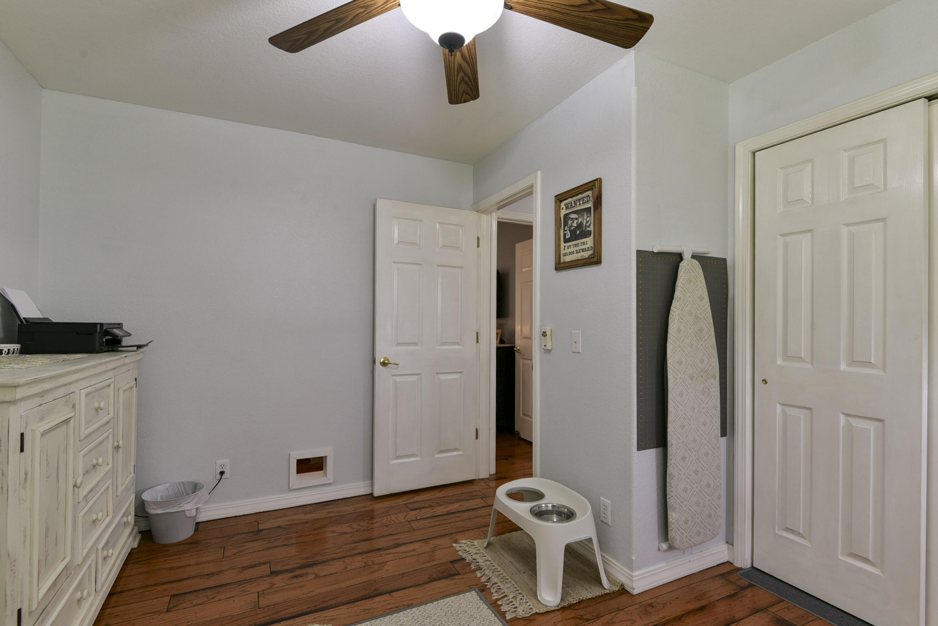 301 Oakview Drive Property Photo 17