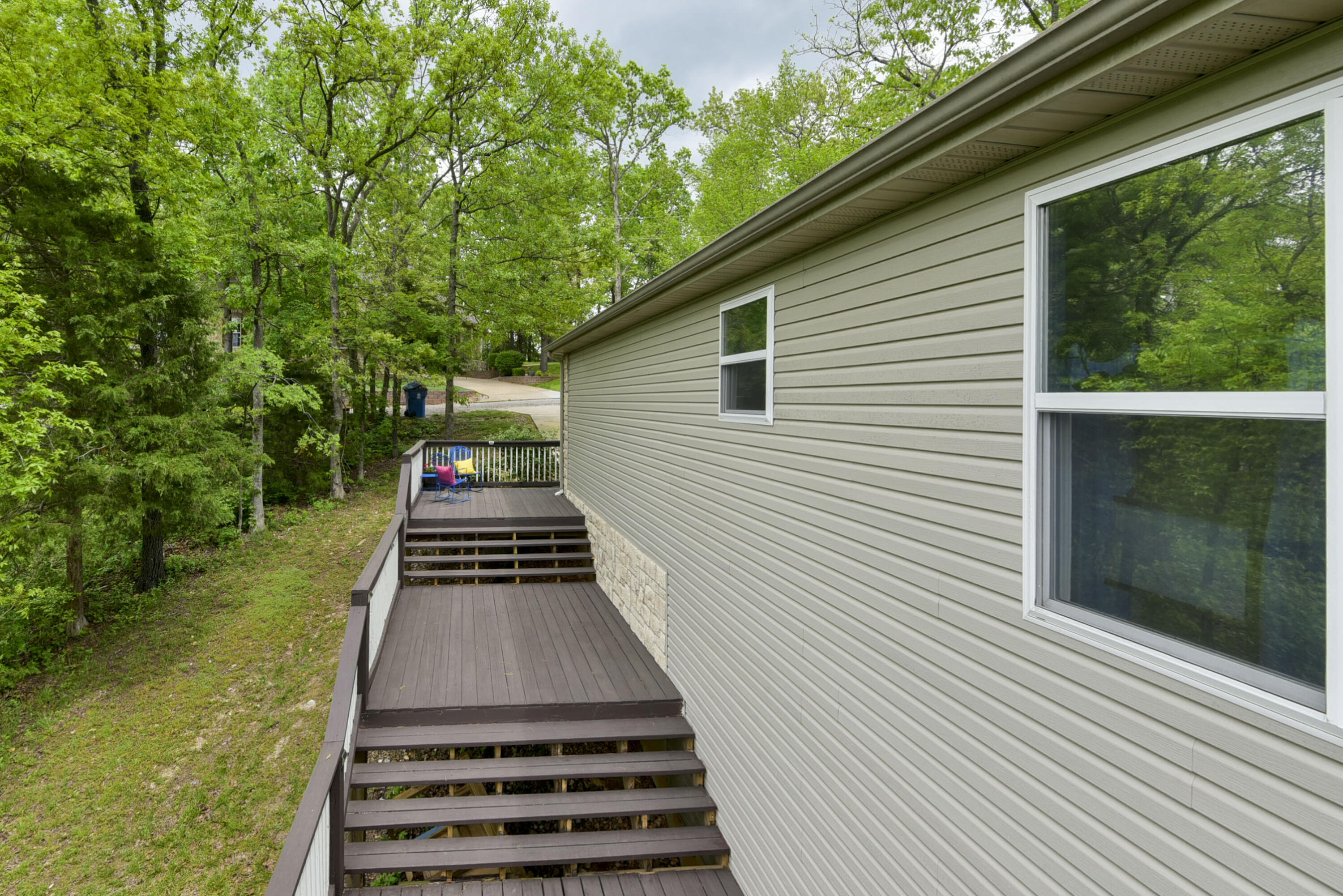 301 Oakview Drive Property Photo 35