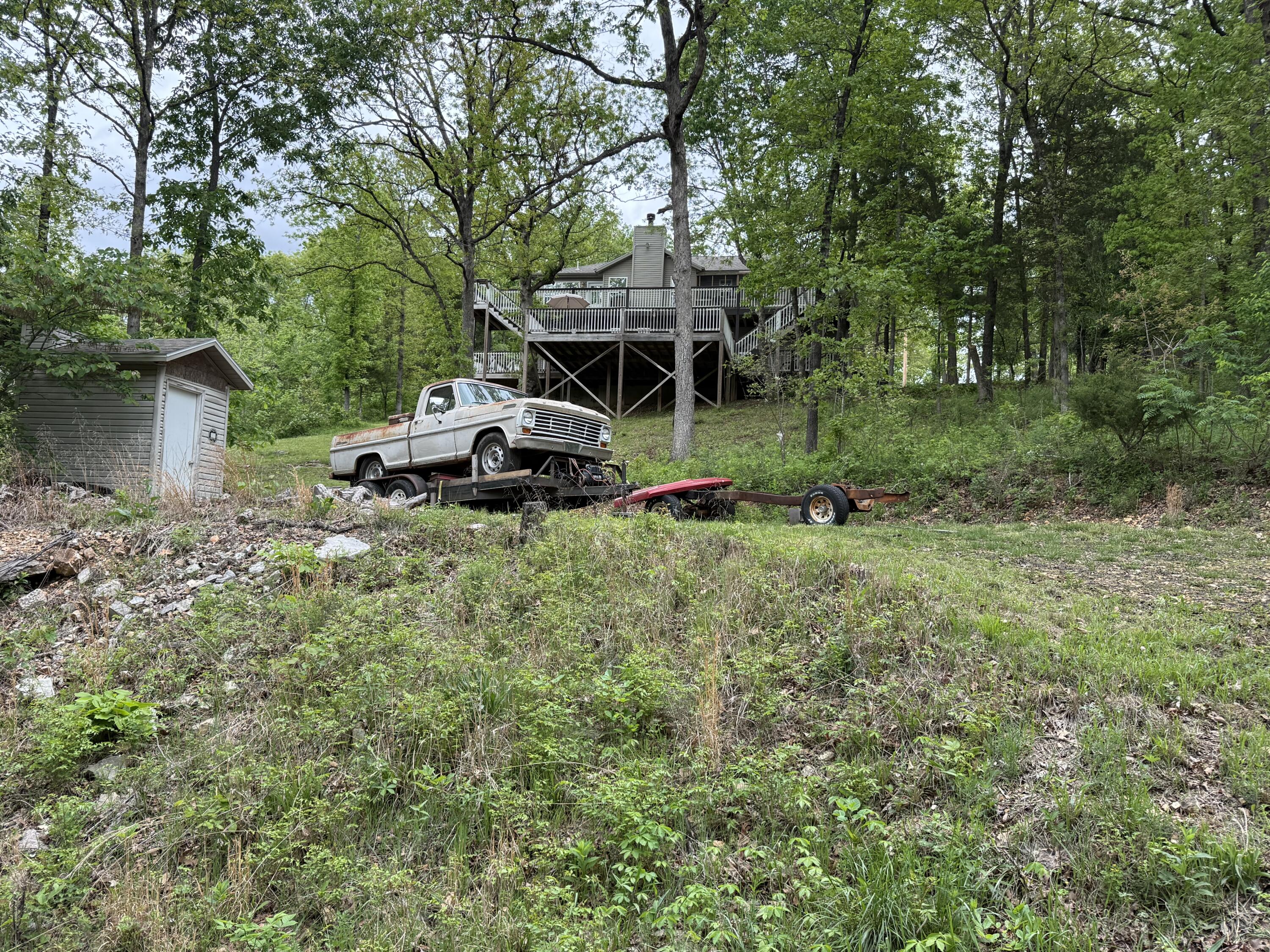 301 Oakview Drive Property Photo 49