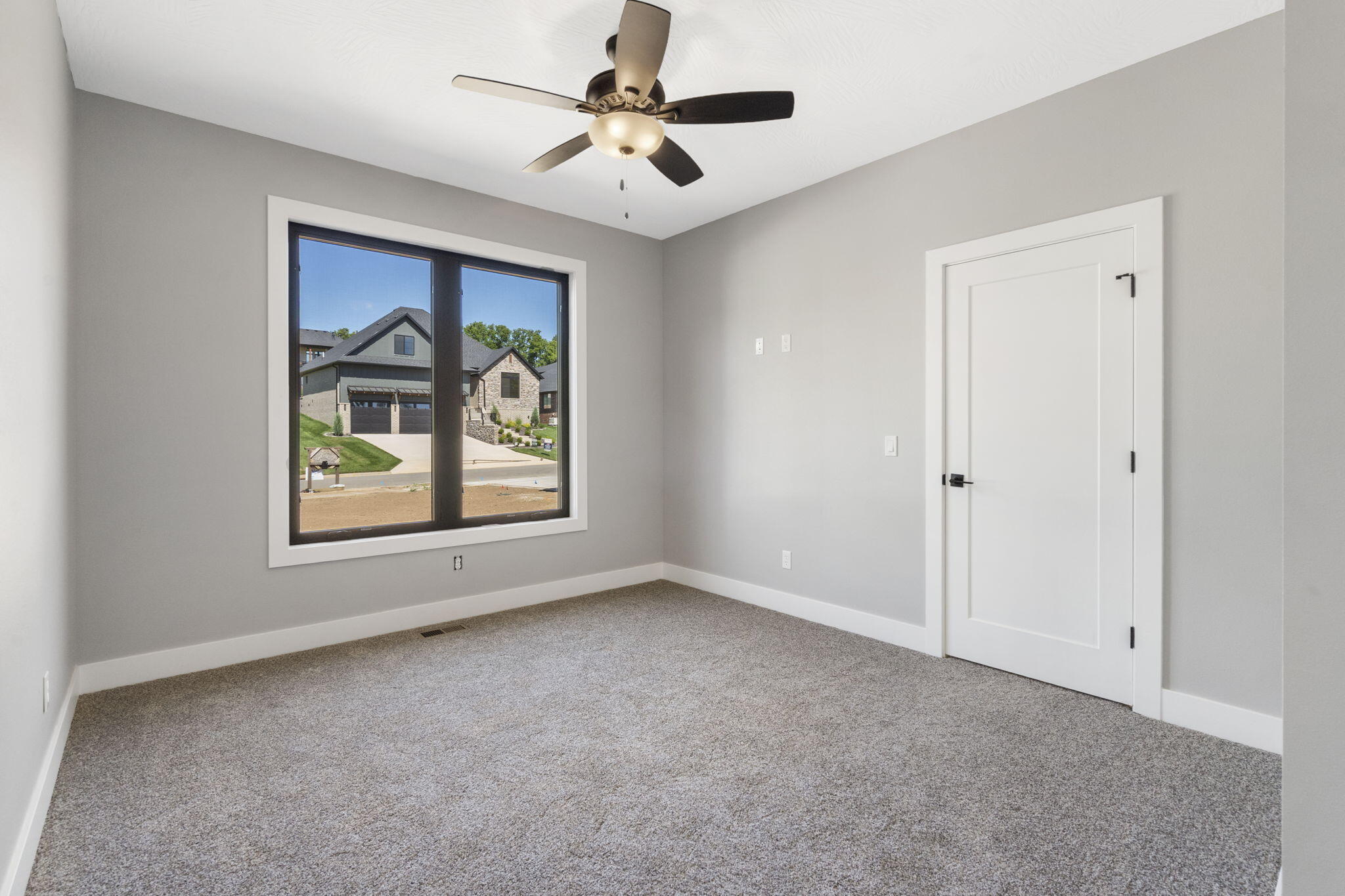 5958 South Clay Avenue Property Photo 34