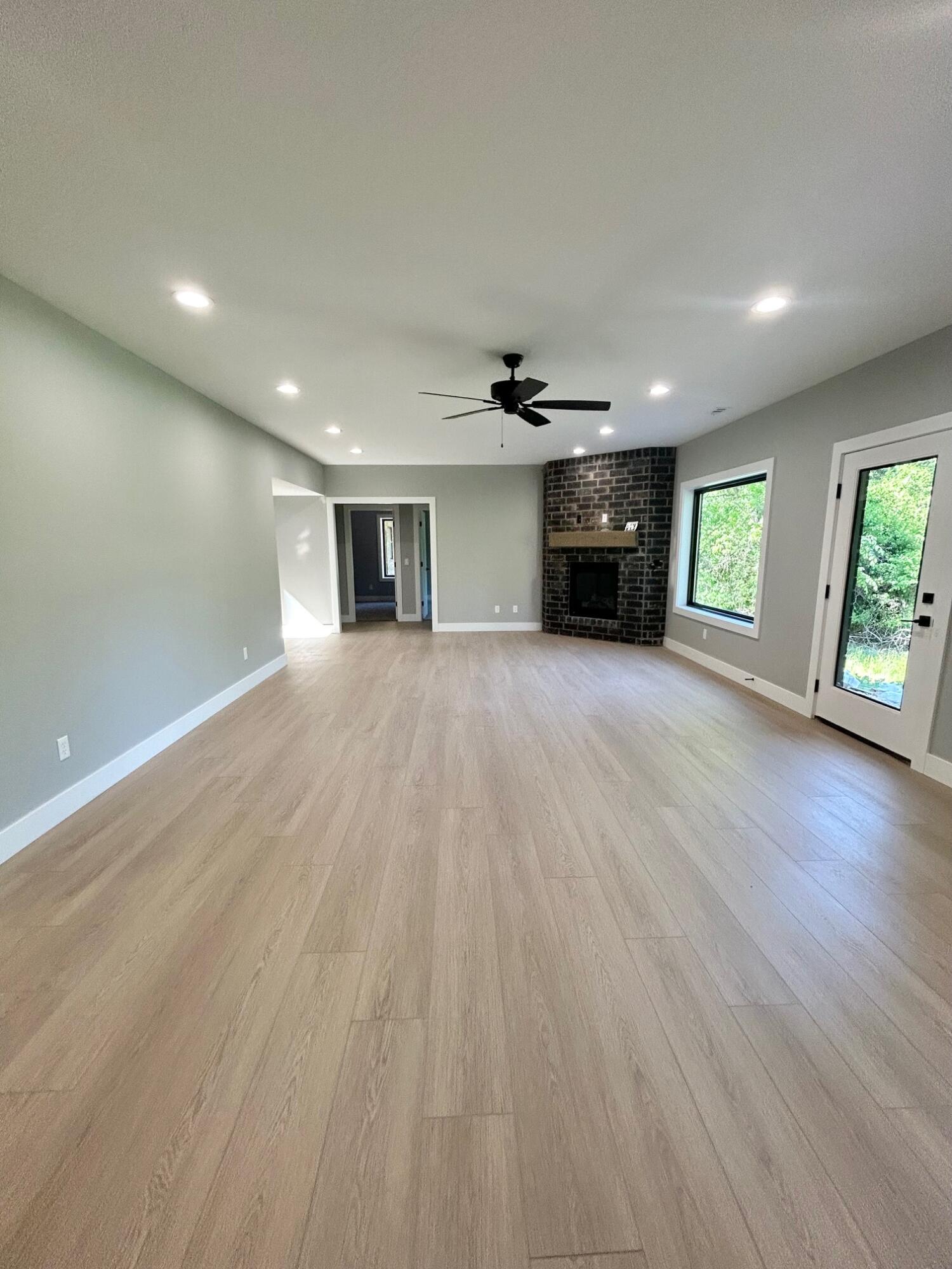 5958 South Clay Avenue Property Photo 37