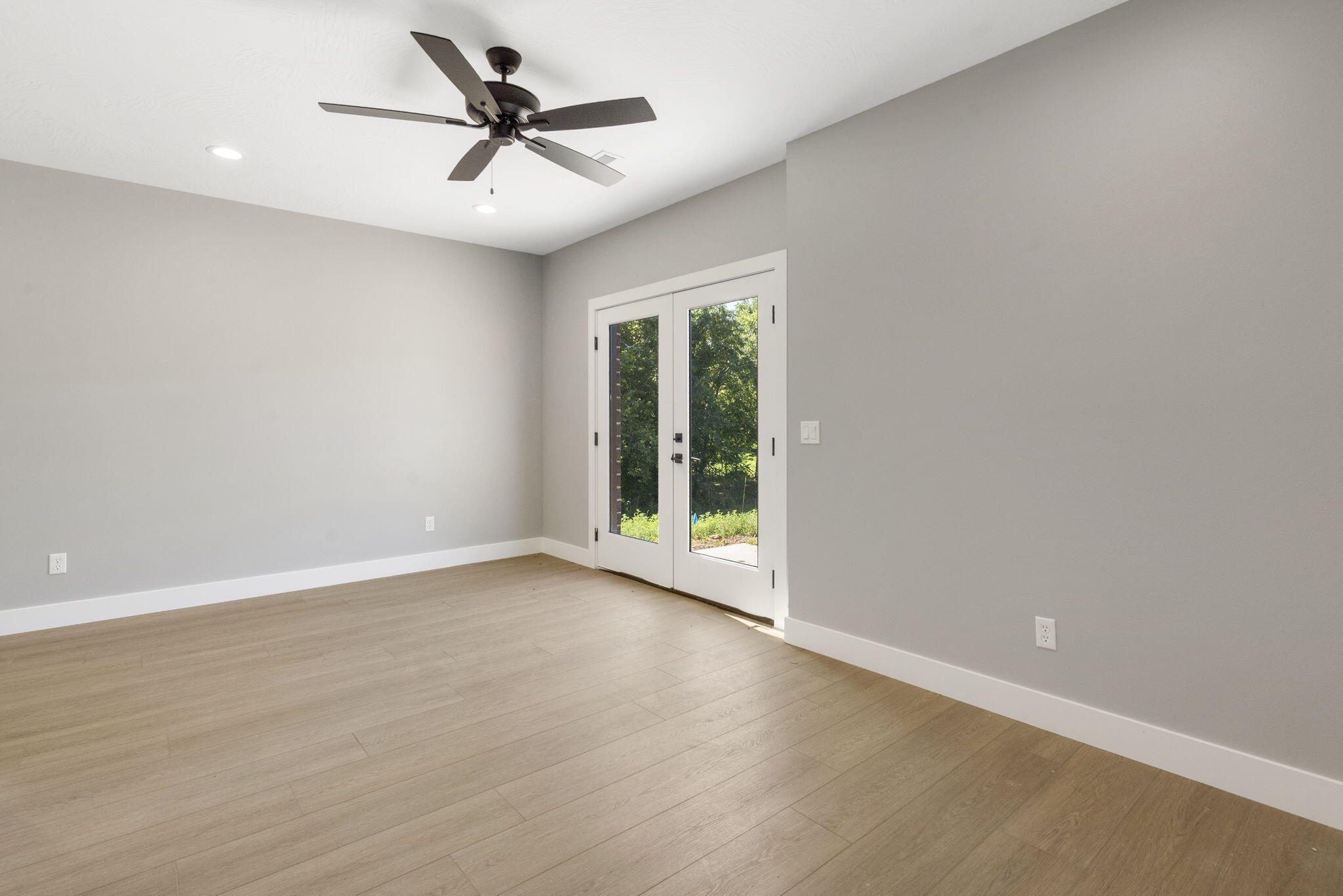 5958 South Clay Avenue Property Photo 41