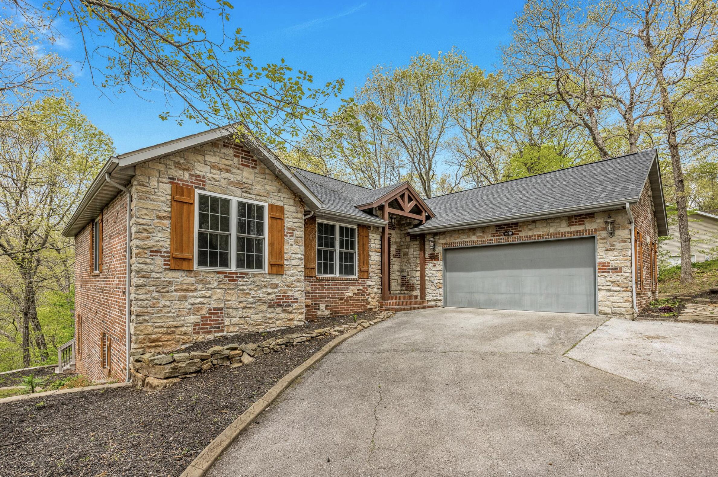 2457 Azalea Road Property Photo 2