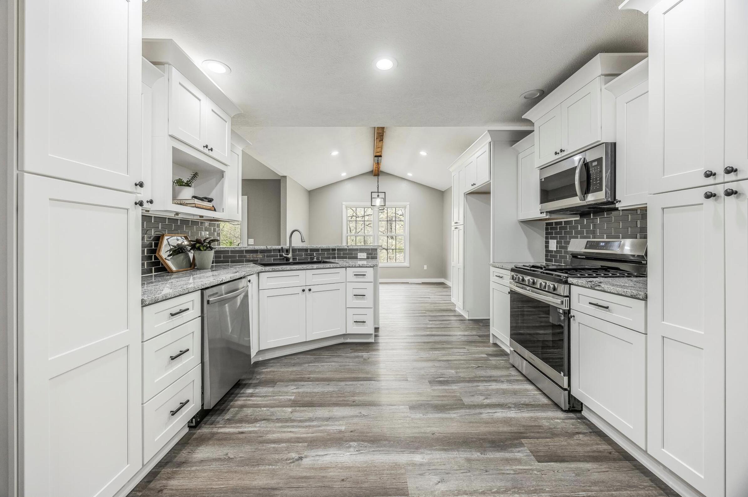 2457 Azalea Road Property Photo 16