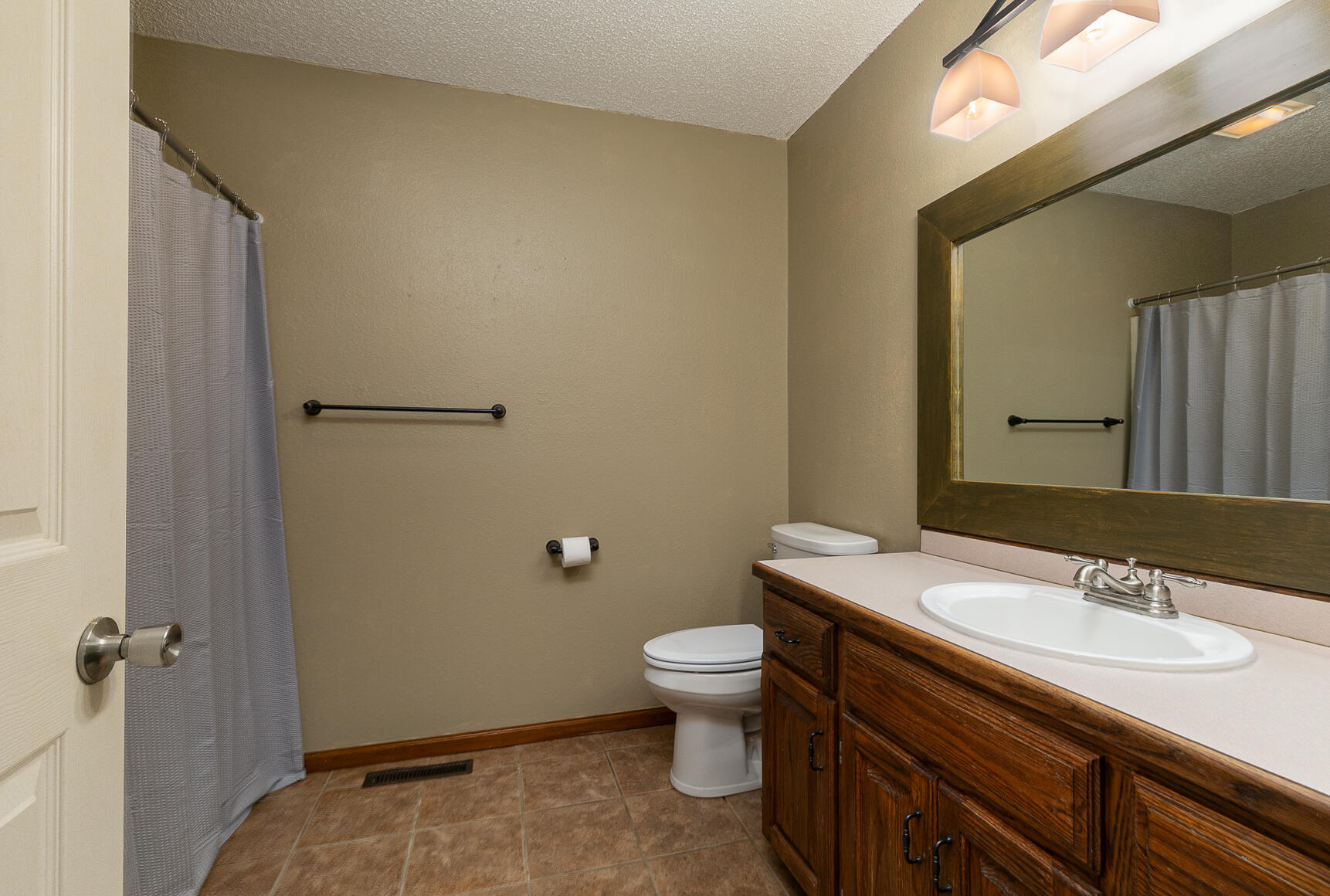 540 South Flint Property Photo 16