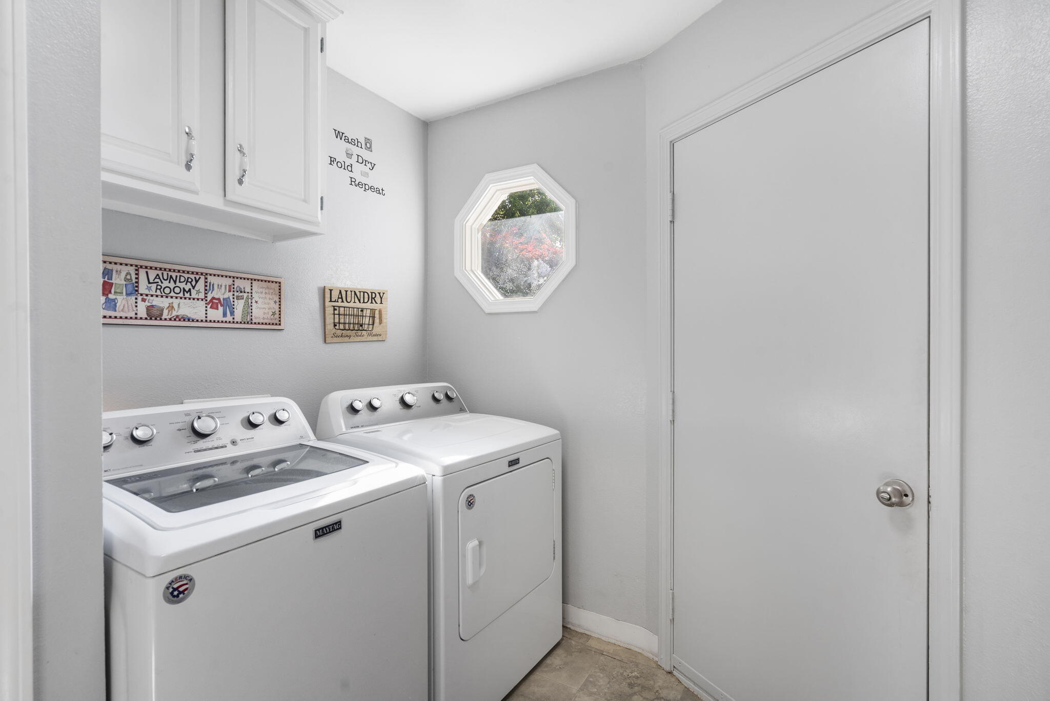 120 Lakeshore Drive Property Photo 12