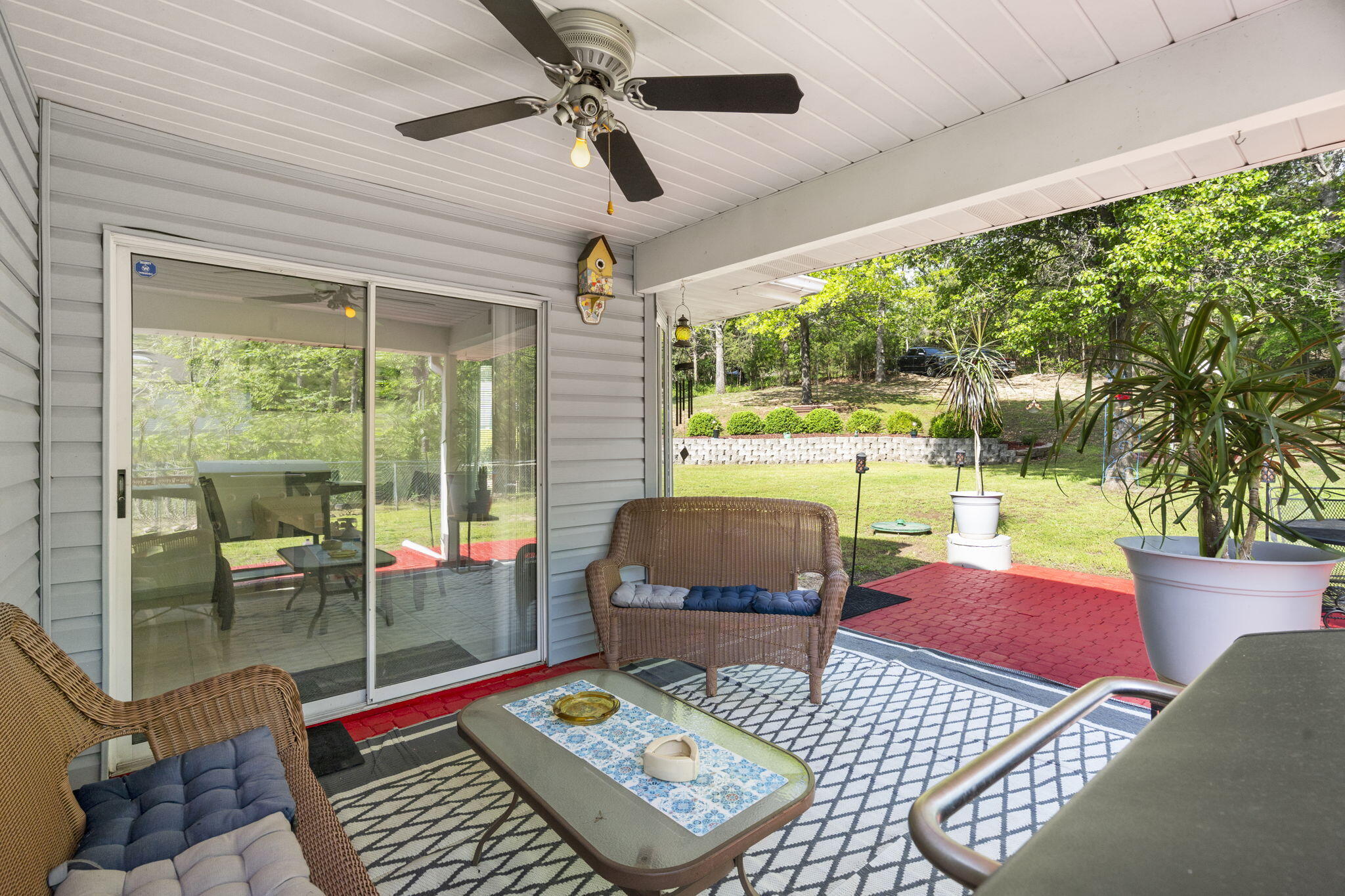 120 Lakeshore Drive Property Photo 22