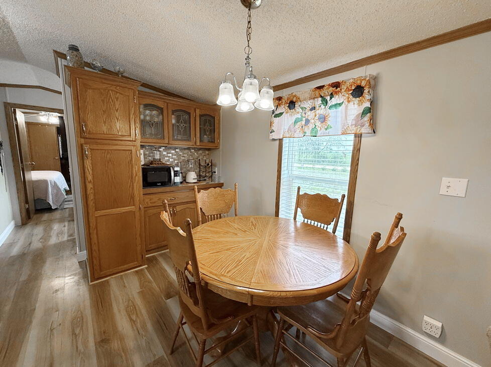 9177 South 751 Road Property Photo 9