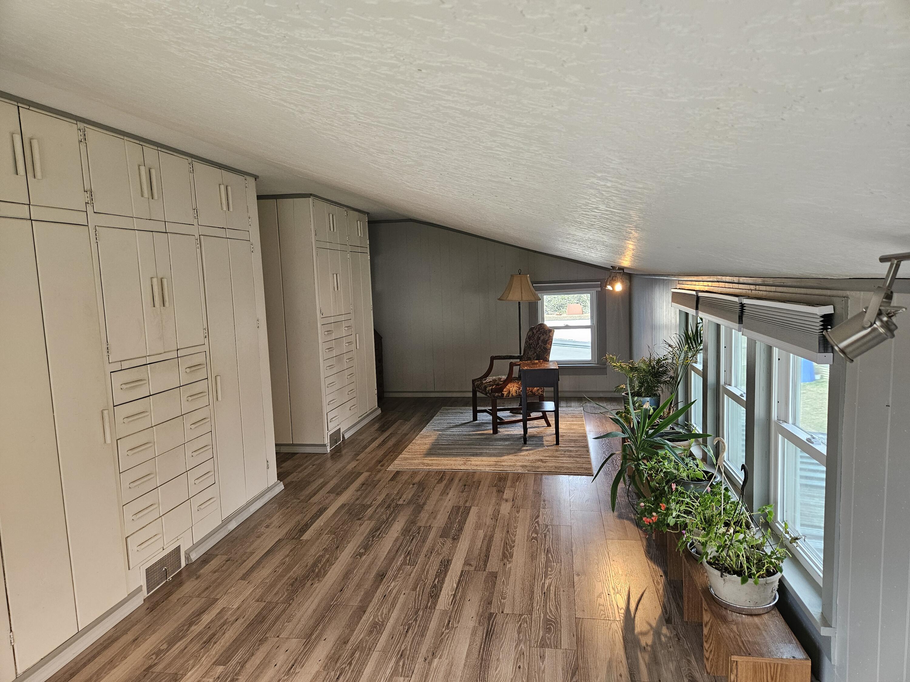 304 South Mansfield Road Property Photo 19