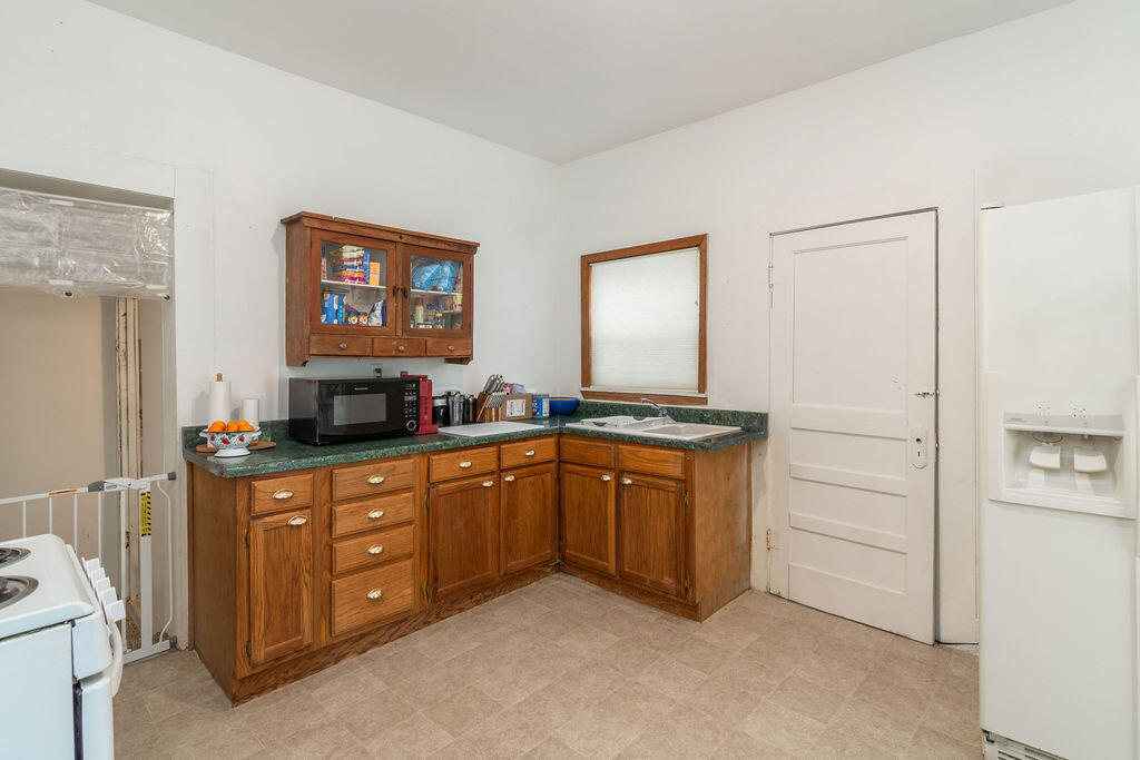 502 Myrtle Street Property Photo 10