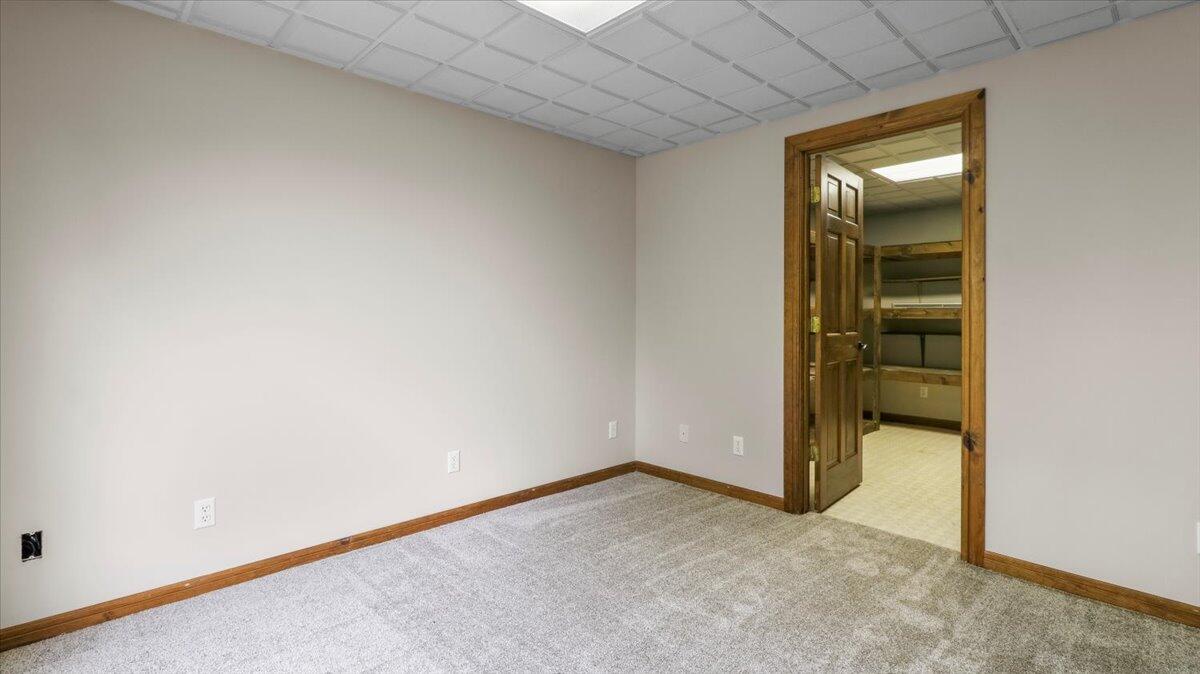 688 Carter St 123 Property Photo 36