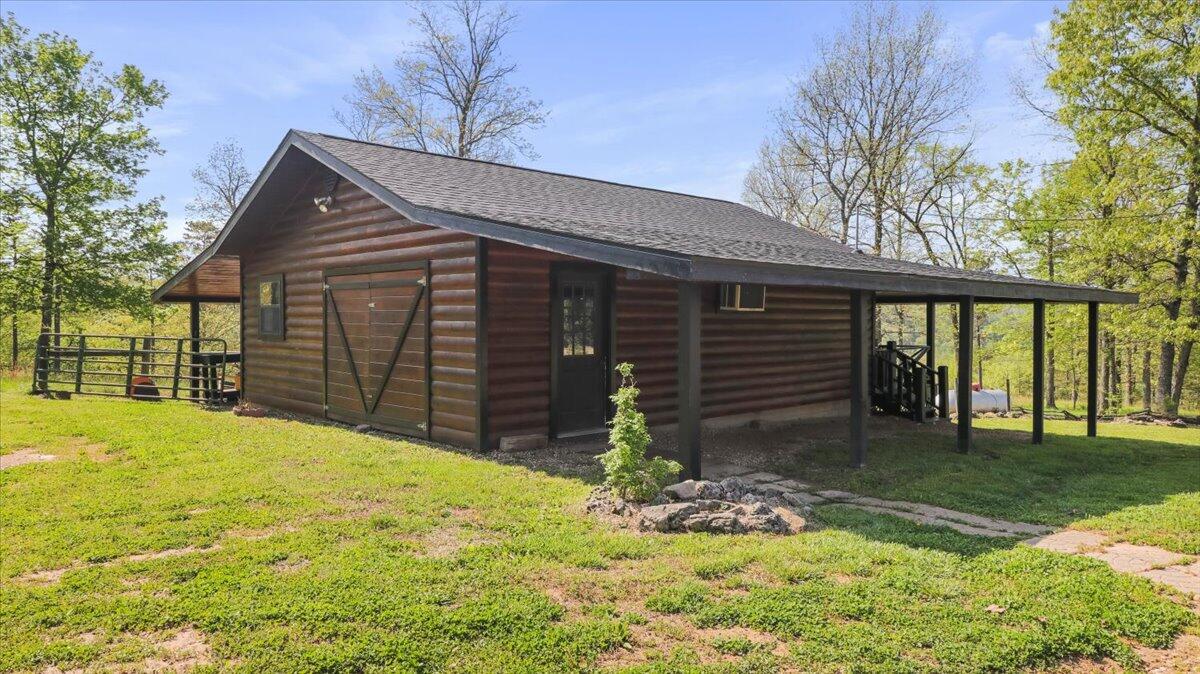688 Carter 123 Property Photo 7