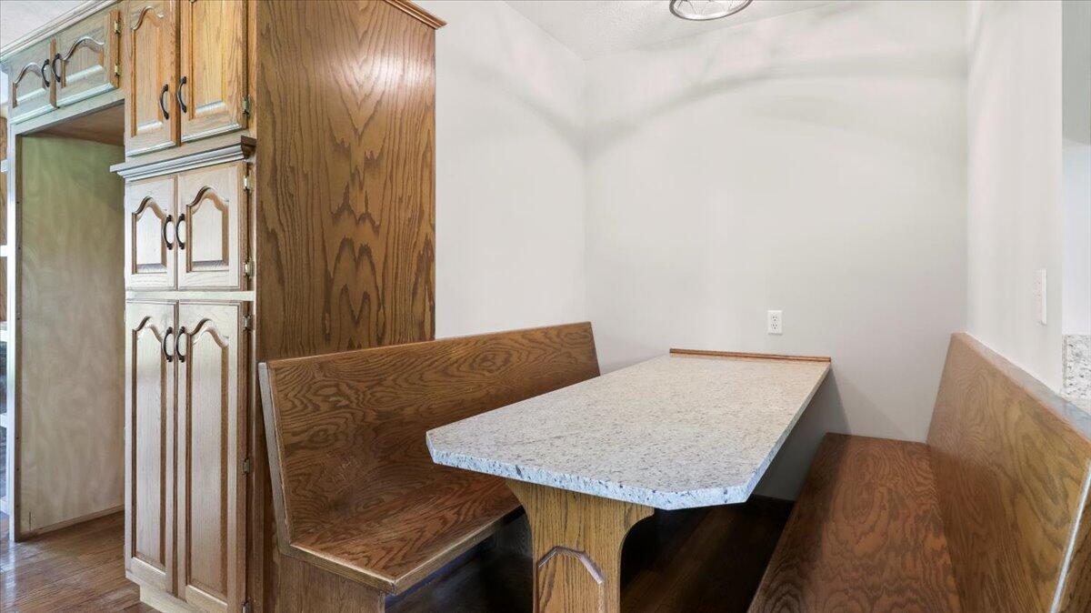 688 Carter 123 Property Photo 14