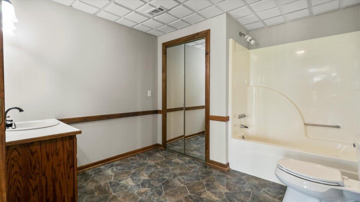 688 Carter 123 Property Photo 21