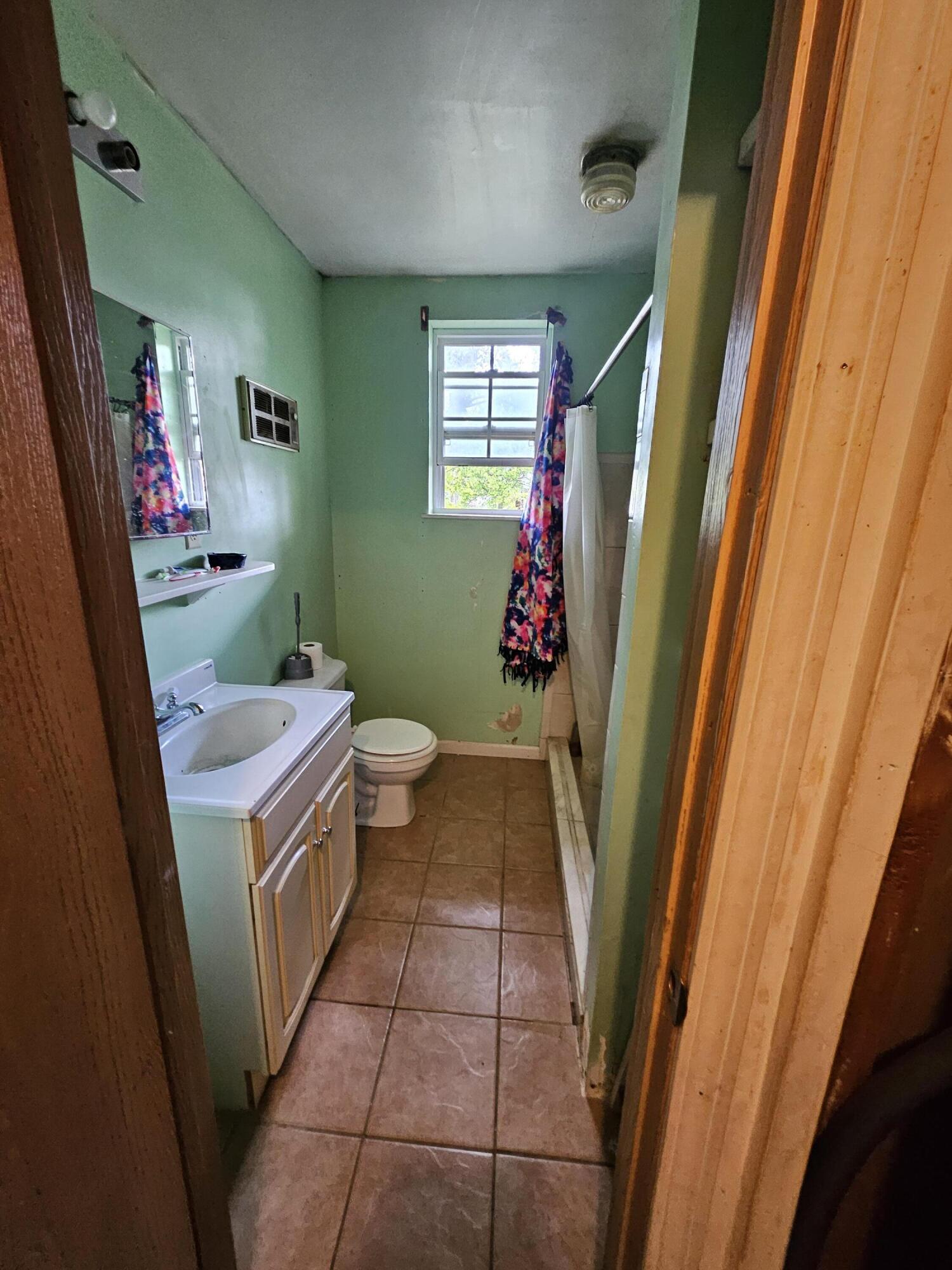 110 North Elm Street Property Photo 20