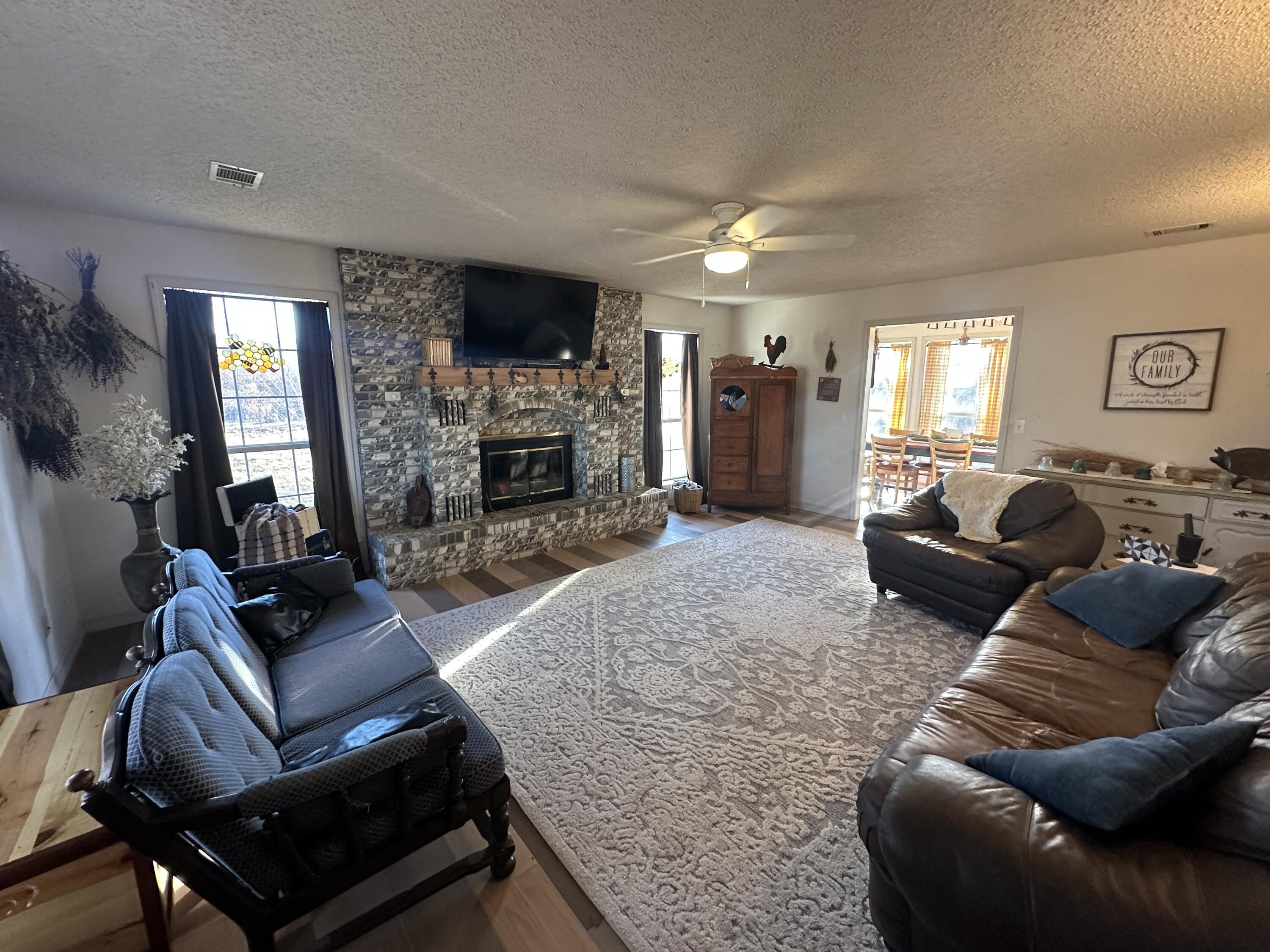 3339 Us 63 Property Photo 6