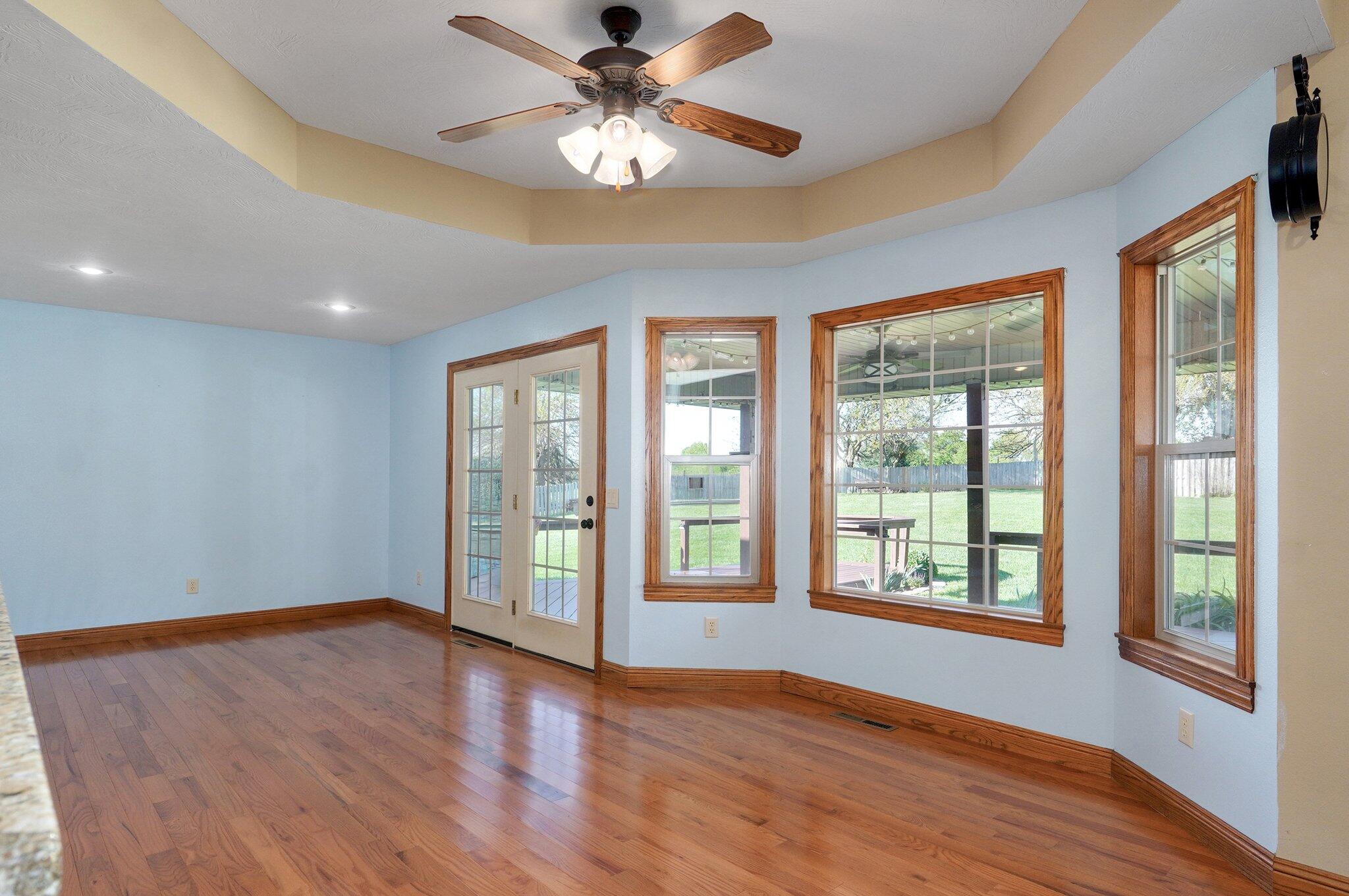 613 Meadowgate Drive Property Photo 15