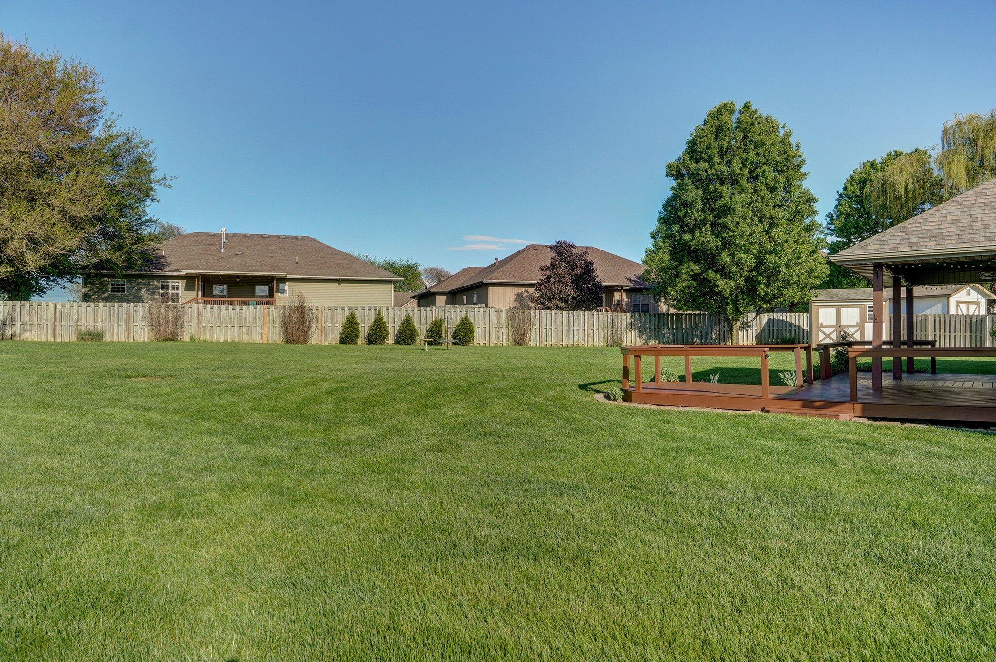 613 Meadowgate Drive Property Photo 33