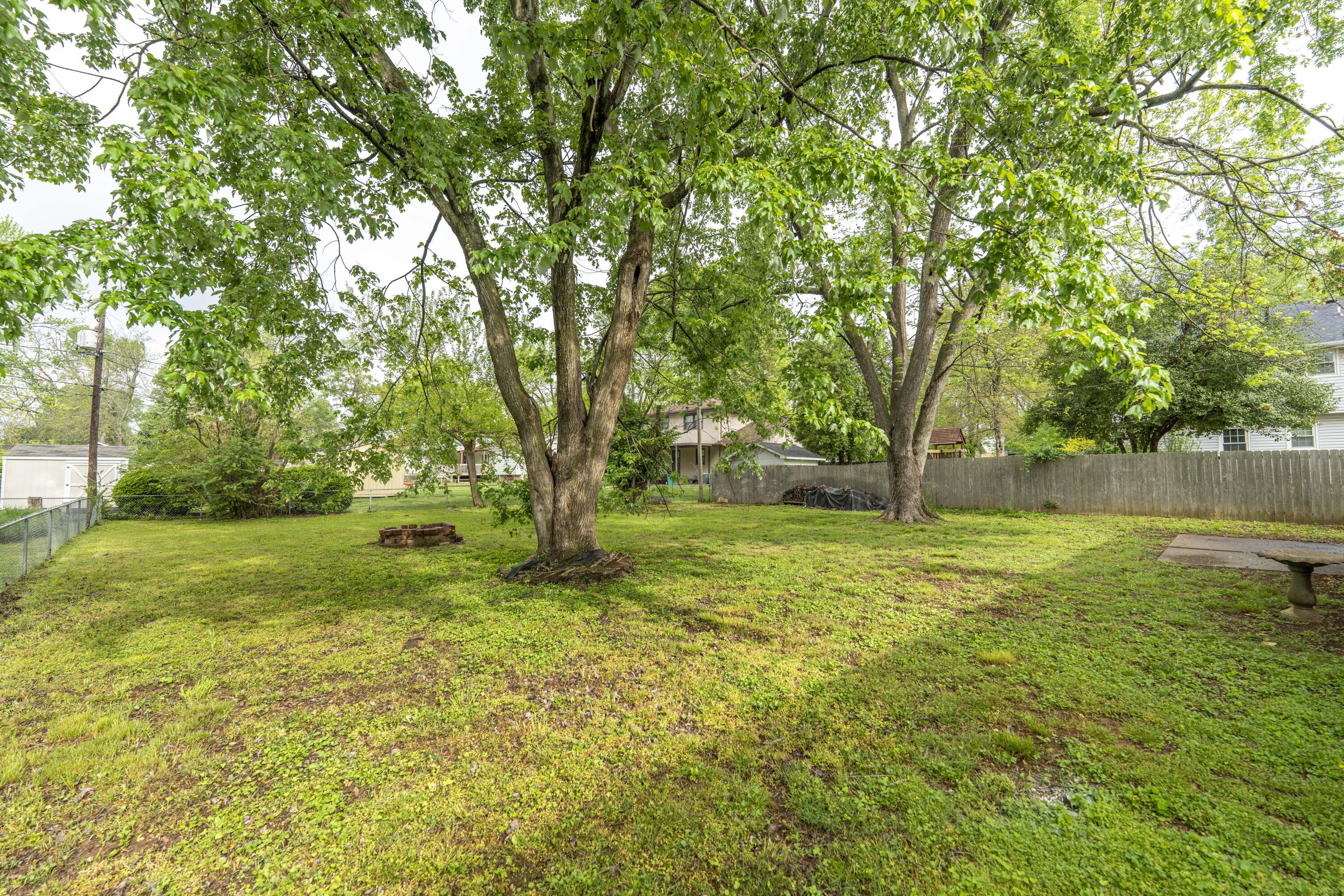 5633 South Hampton Avenue Property Photo 19